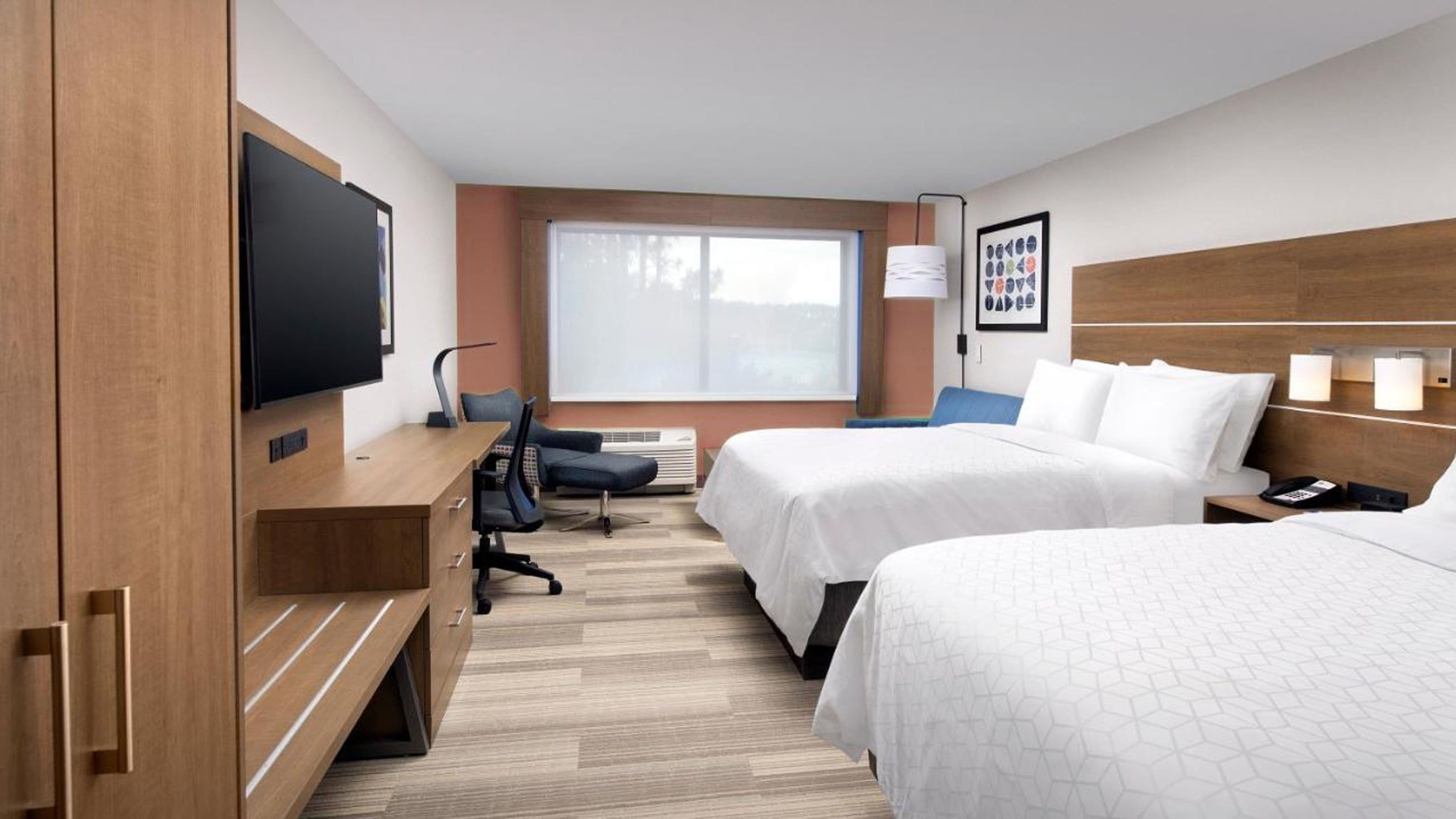 Holiday Inn Express & Suites Nashville MetroCenter Downtown — 60