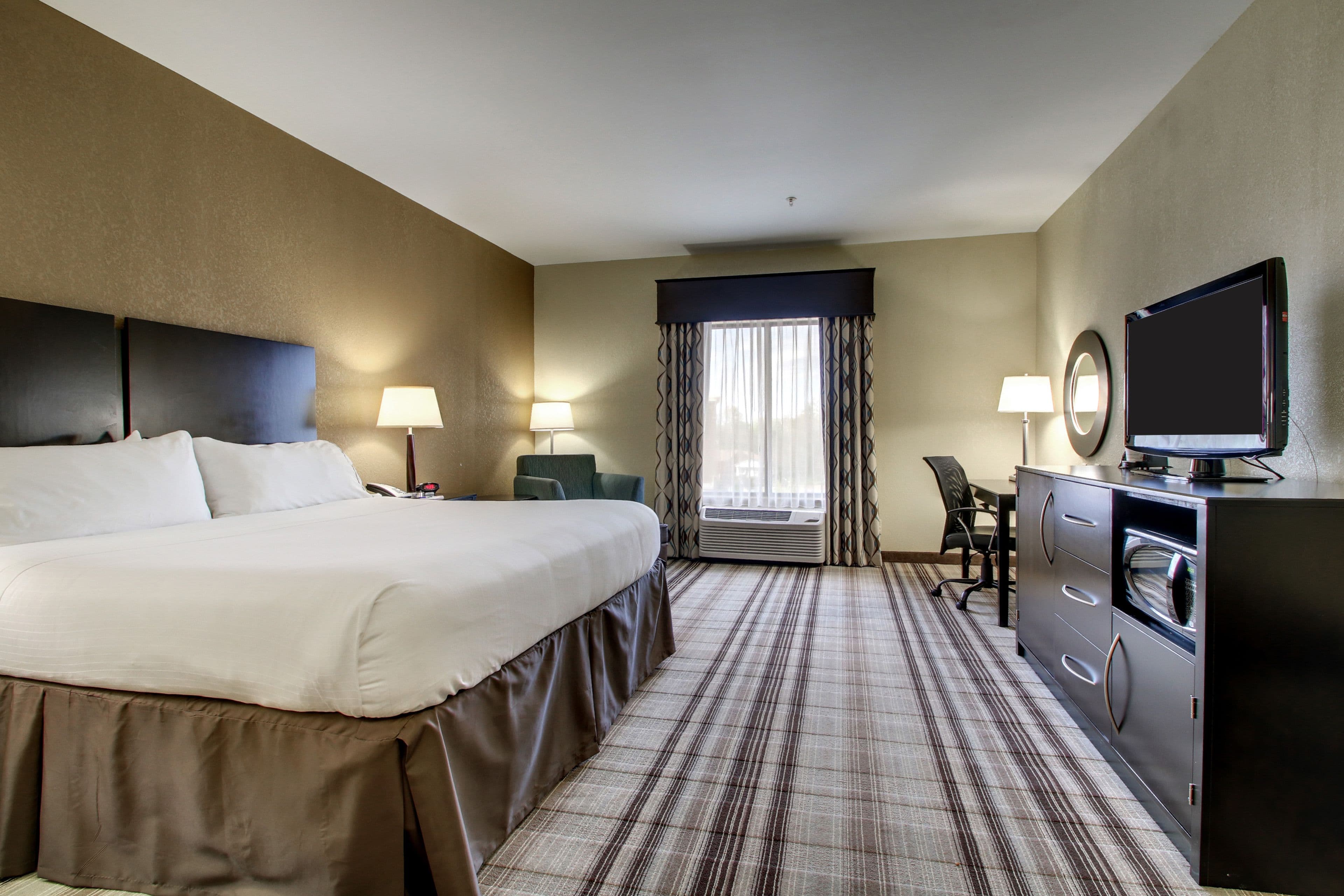 Holiday Inn Express & Suites Natchez South — 25
