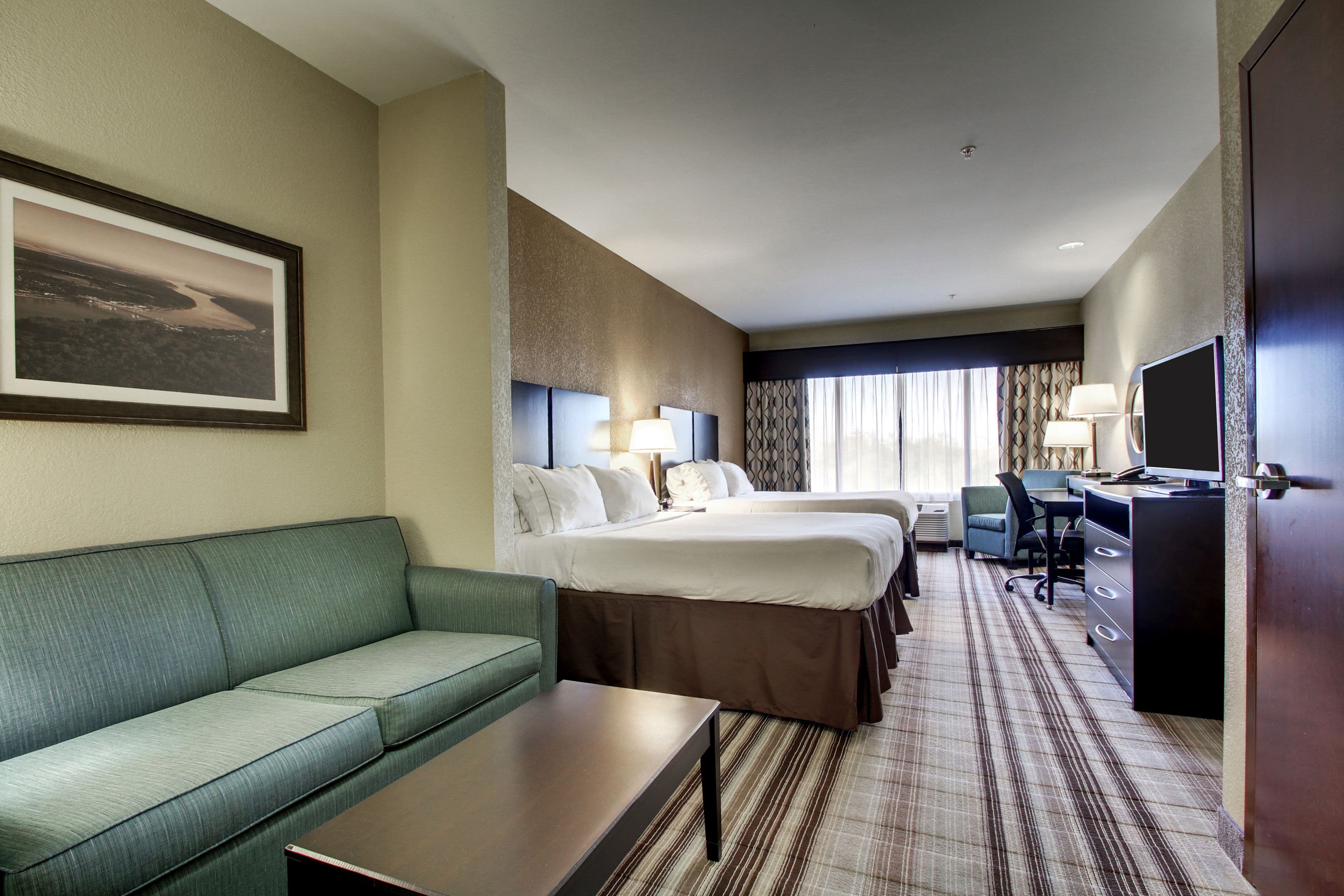 Holiday Inn Express & Suites Natchez South — 40