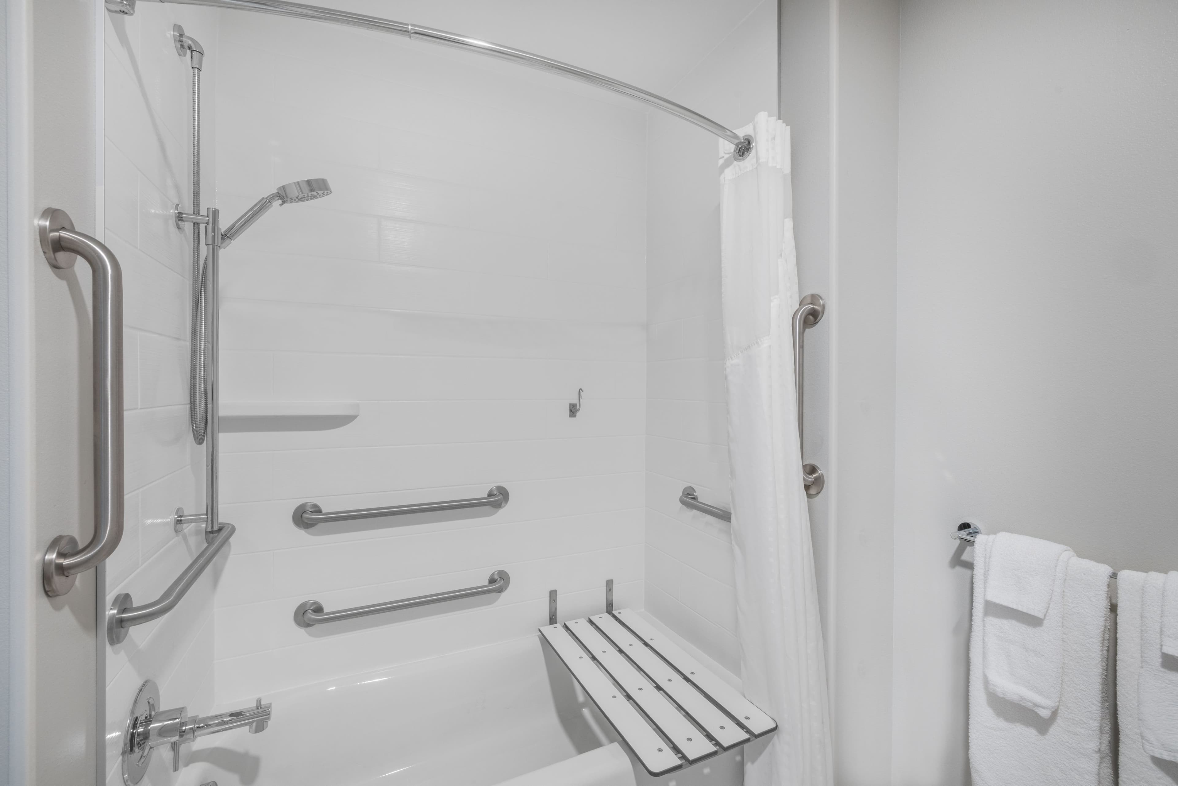 Holiday Inn Express & Suites Nephi — 10