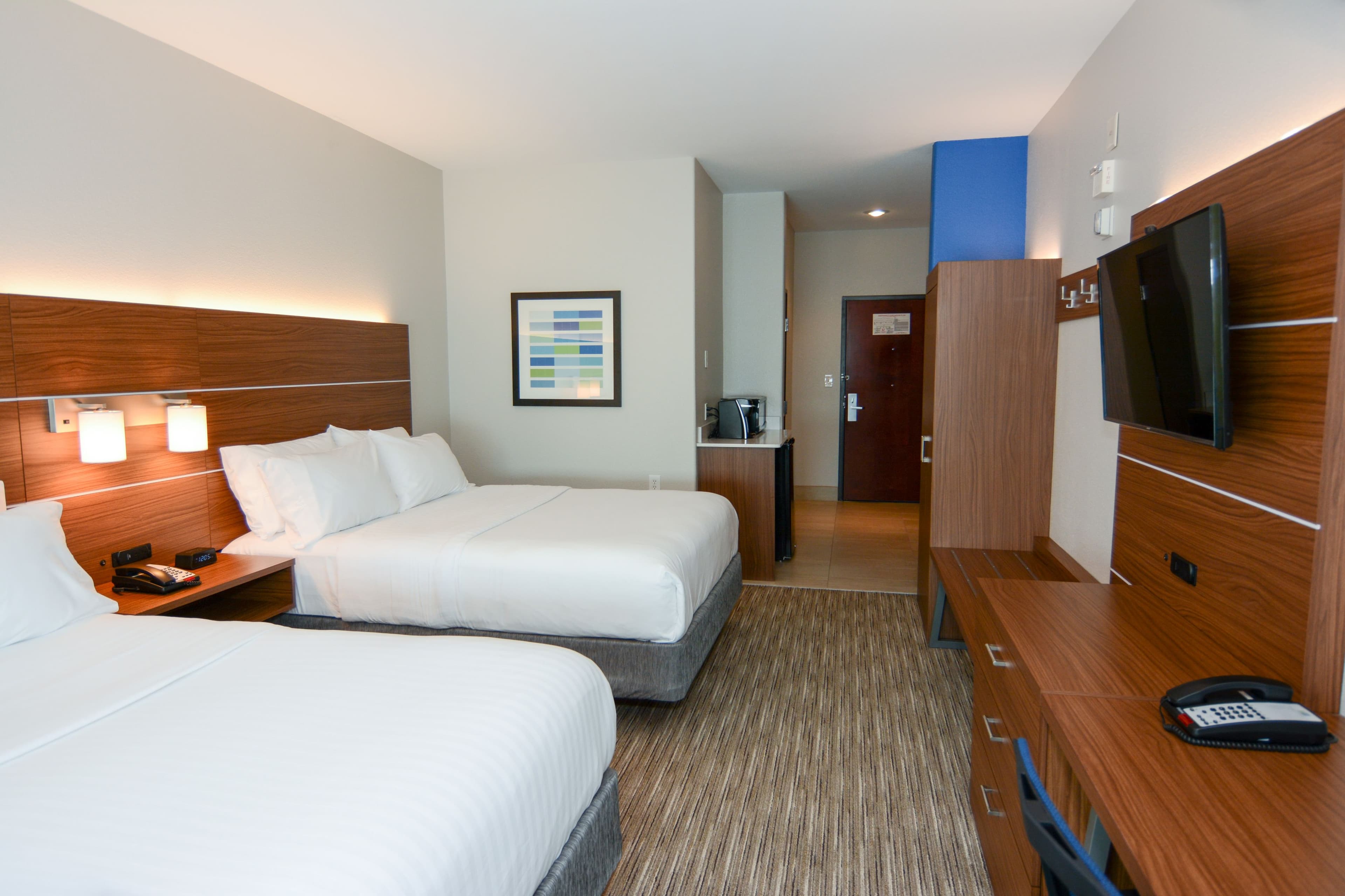 Holiday Inn Express & Suites New Boston — 9