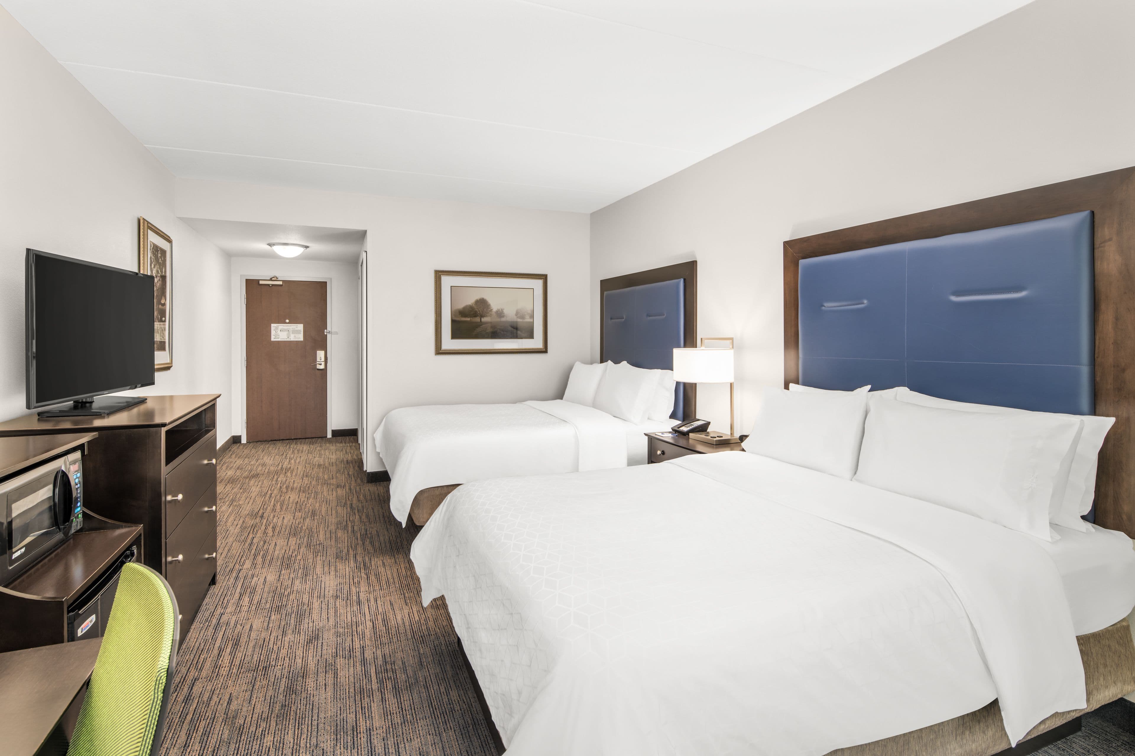 Holiday Inn Express & Suites Wilmington-Newark — 15