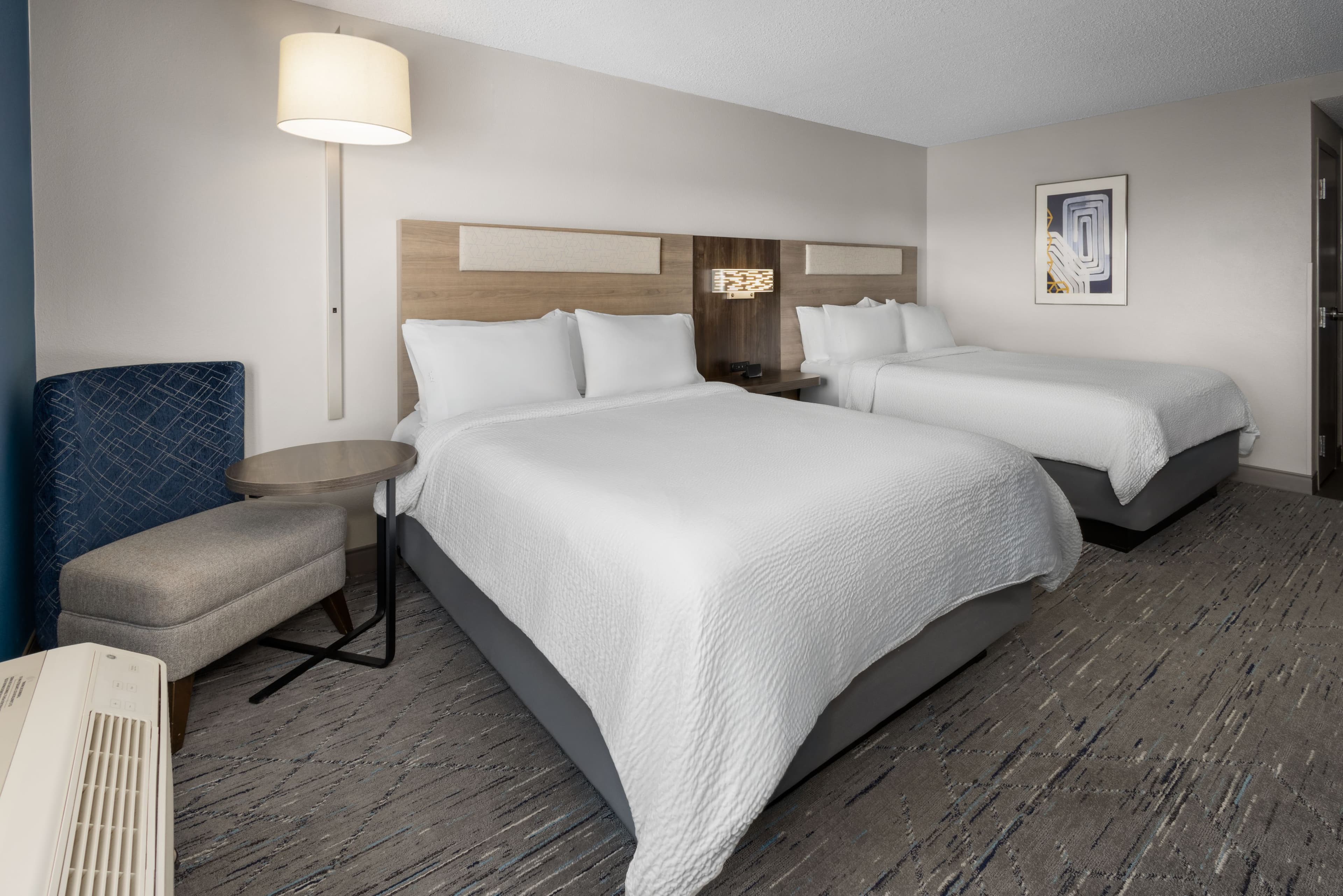 Holiday Inn Express & Suites Newberry — 11
