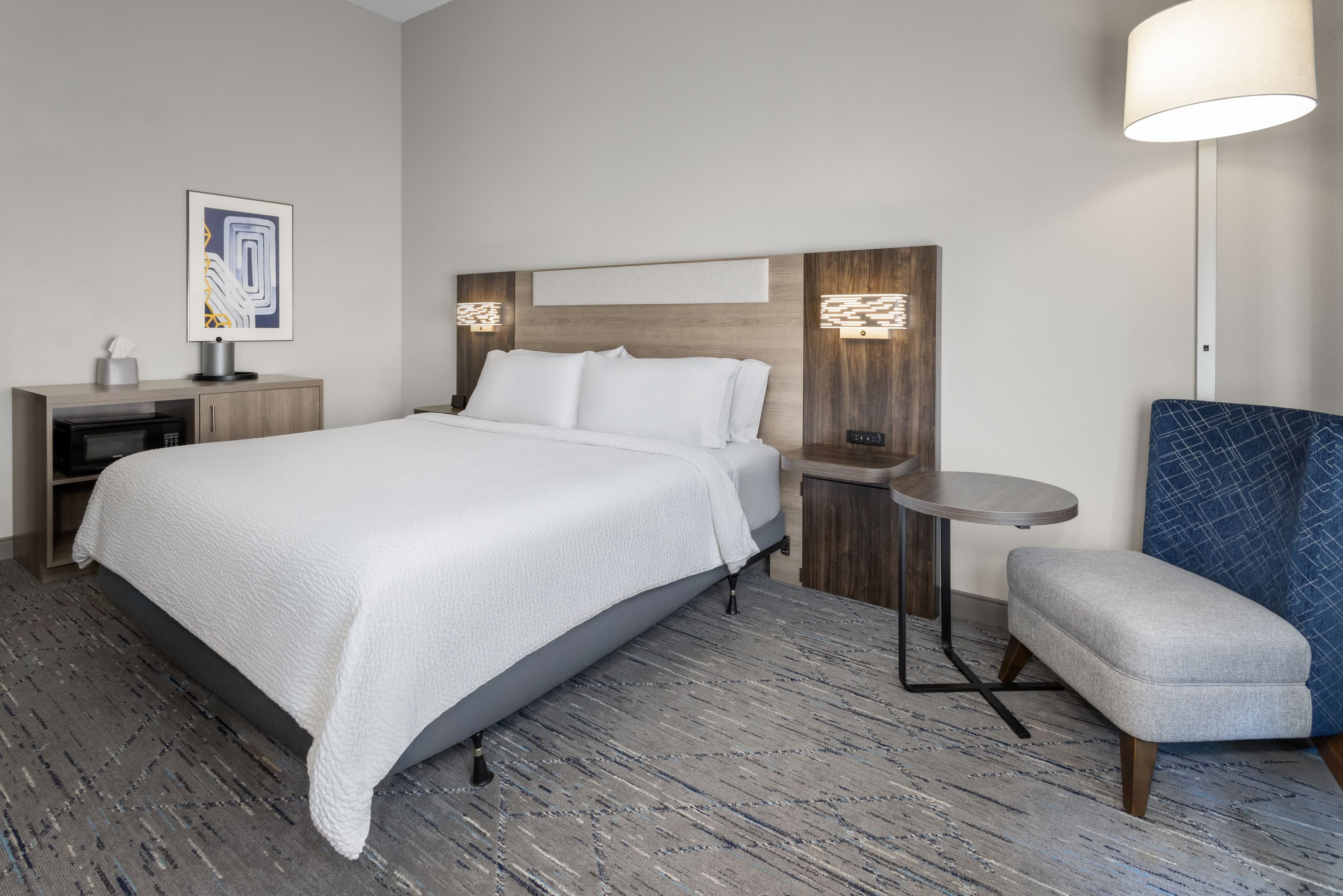 Holiday Inn Express & Suites Newberry — 7