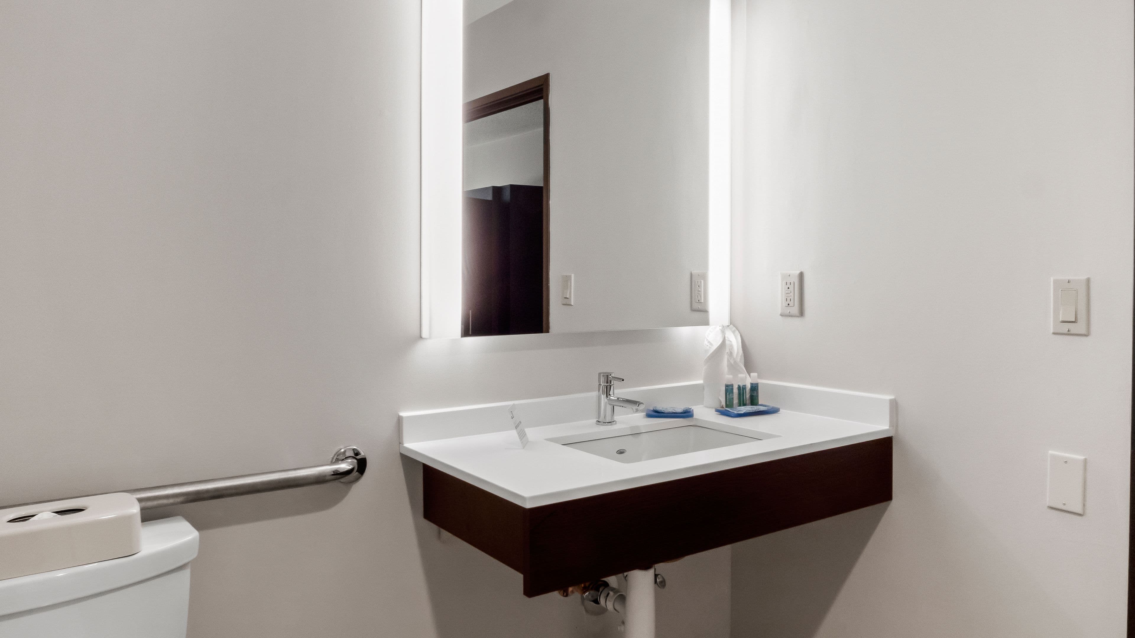 Holiday Inn Express & Suites Newton Sparta — 10
