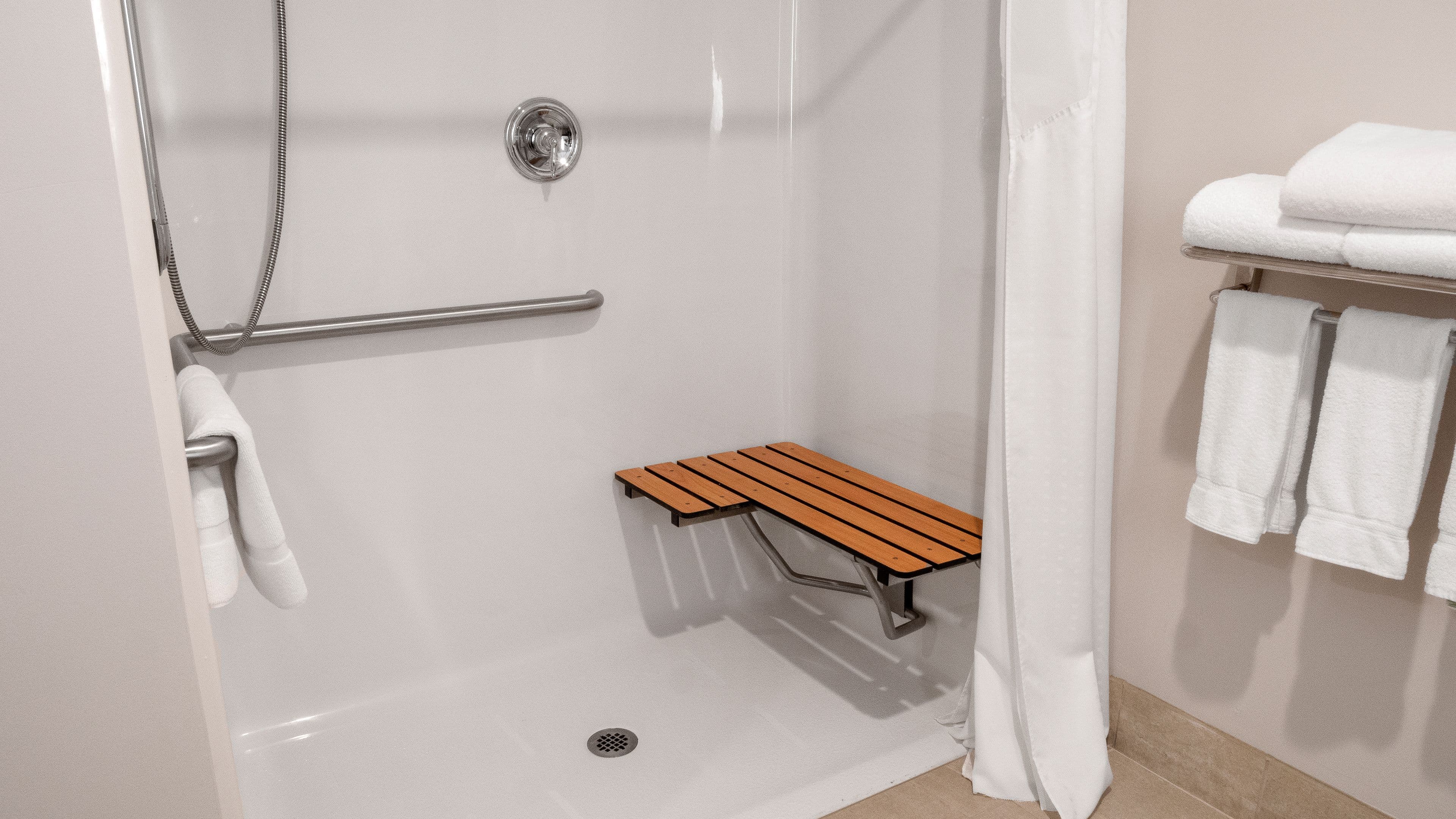 Holiday Inn Express & Suites Newton Sparta — 27