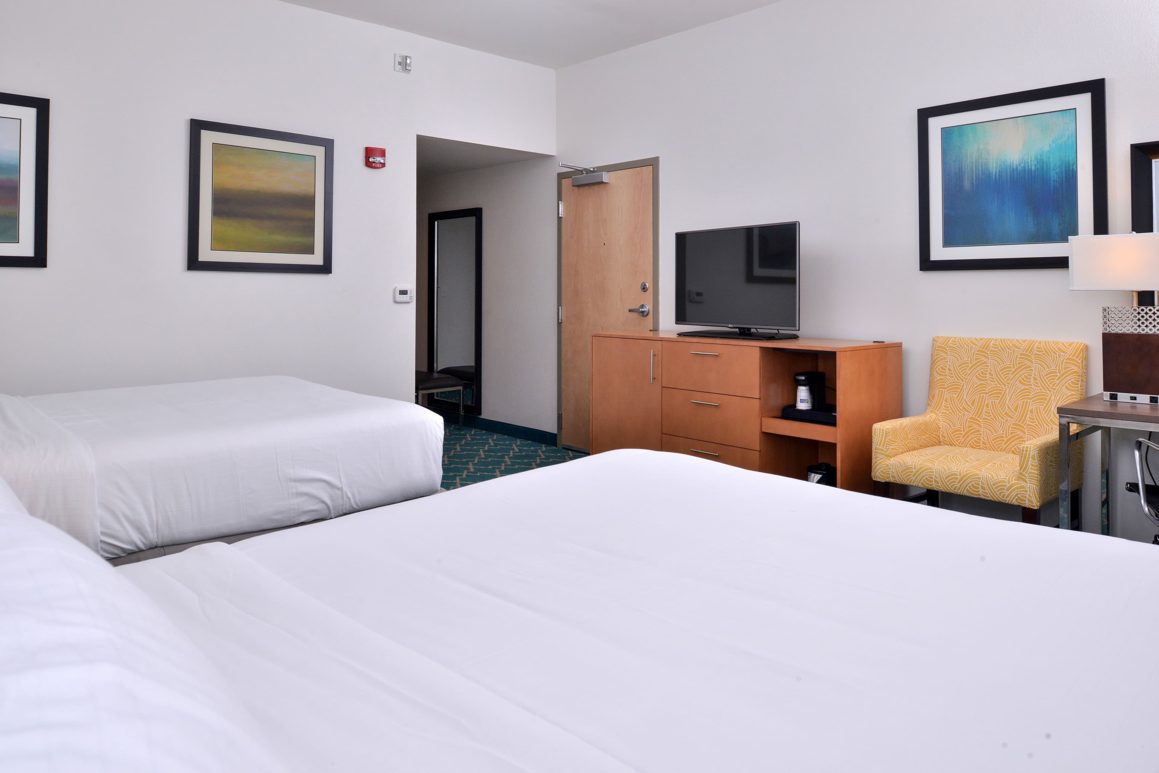 Holiday Inn Express & Suites West Ocean City — 16