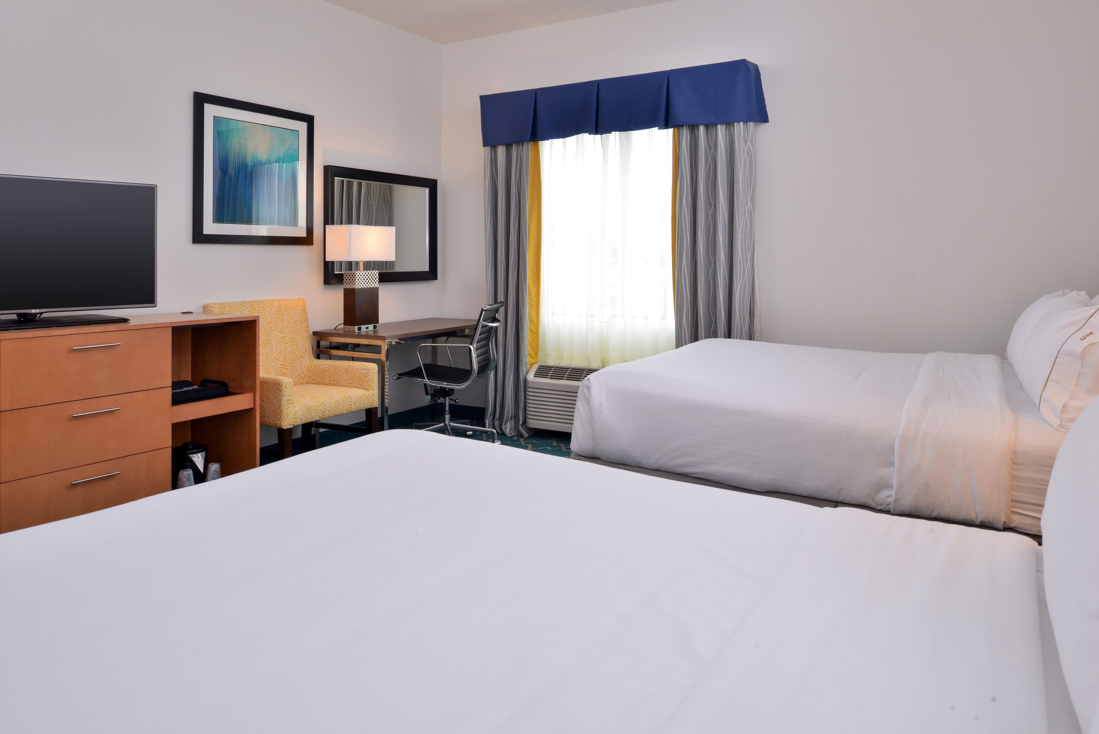 Holiday Inn Express & Suites West Ocean City — 13