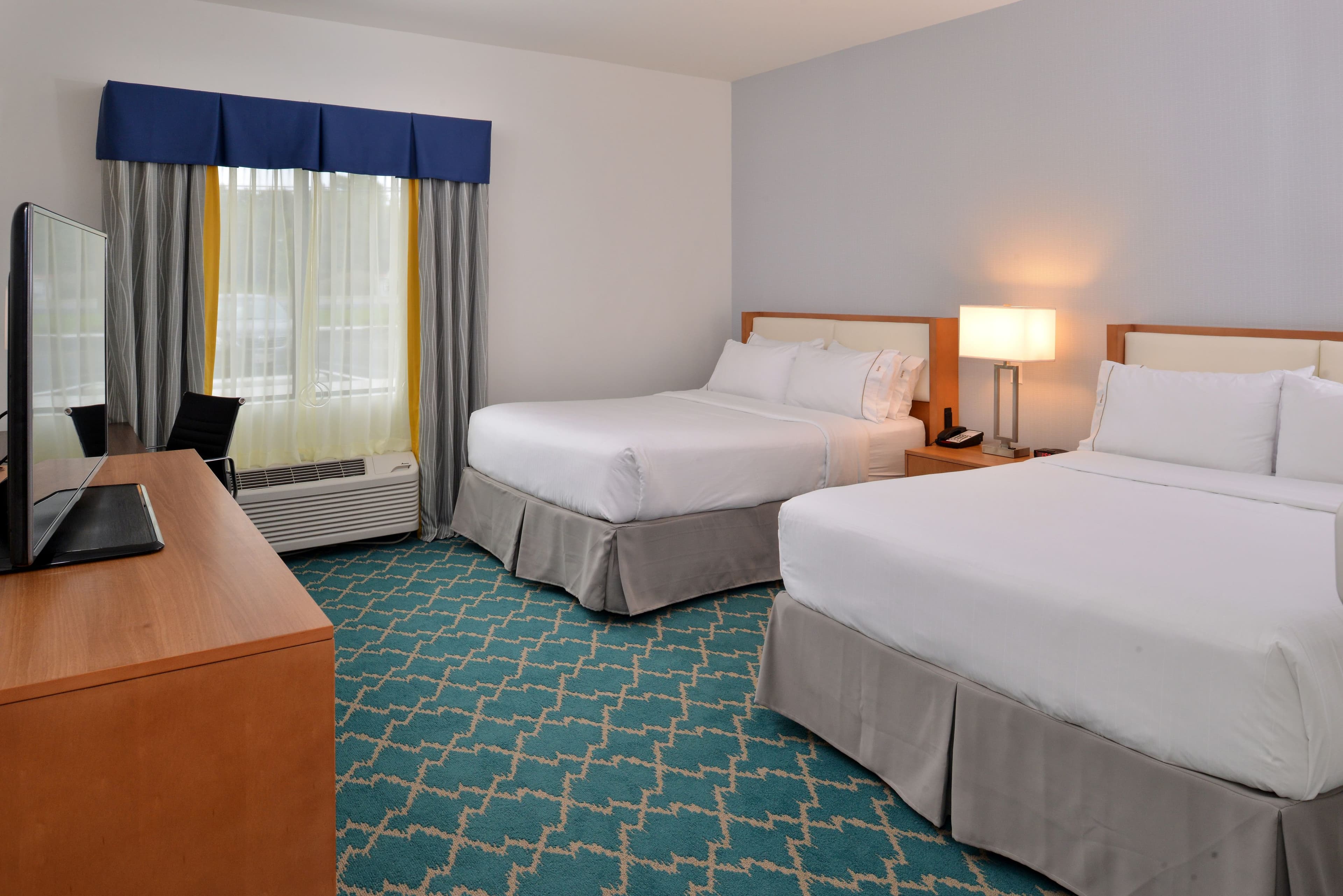Holiday Inn Express & Suites West Ocean City — 15