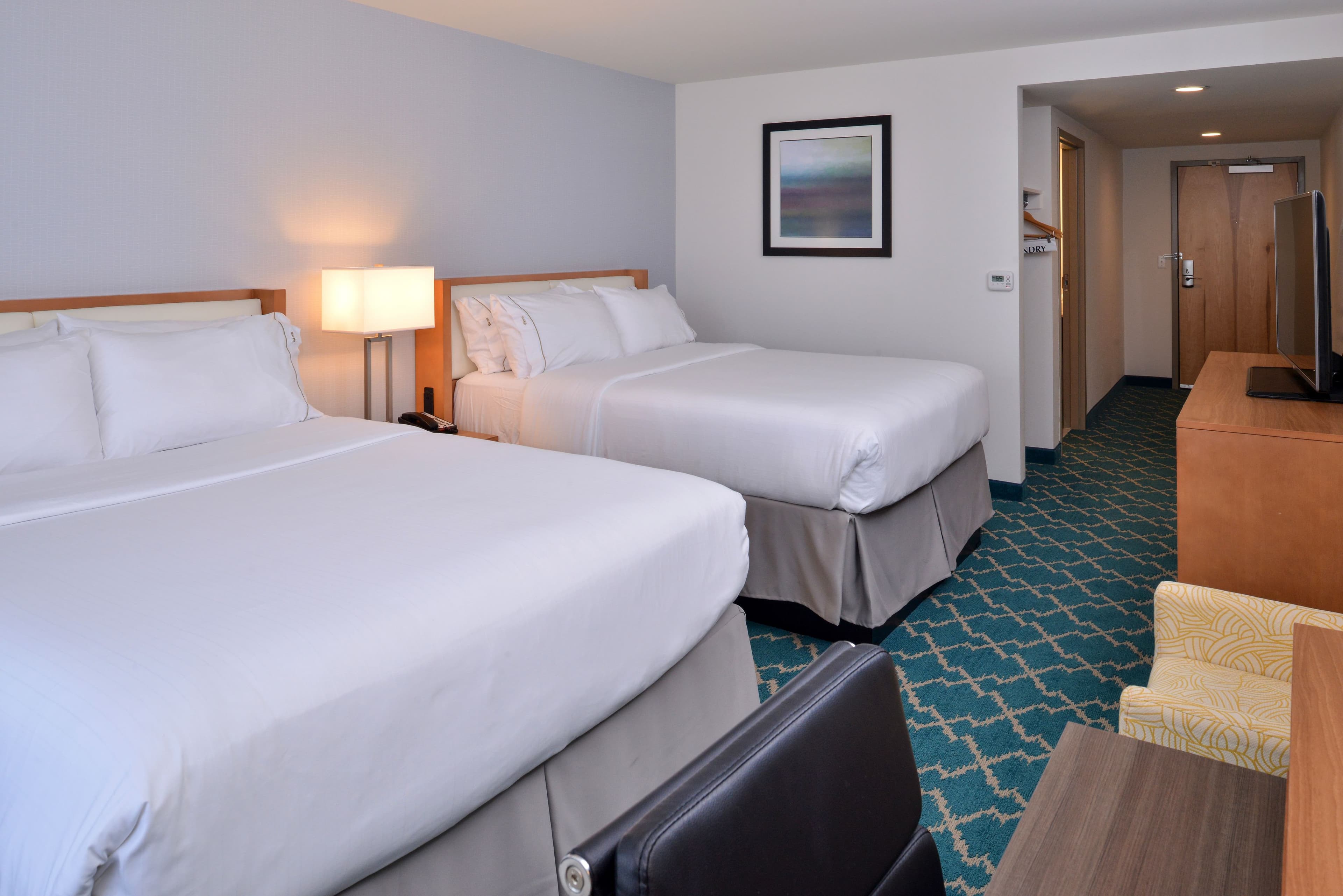 Holiday Inn Express & Suites West Ocean City — 14