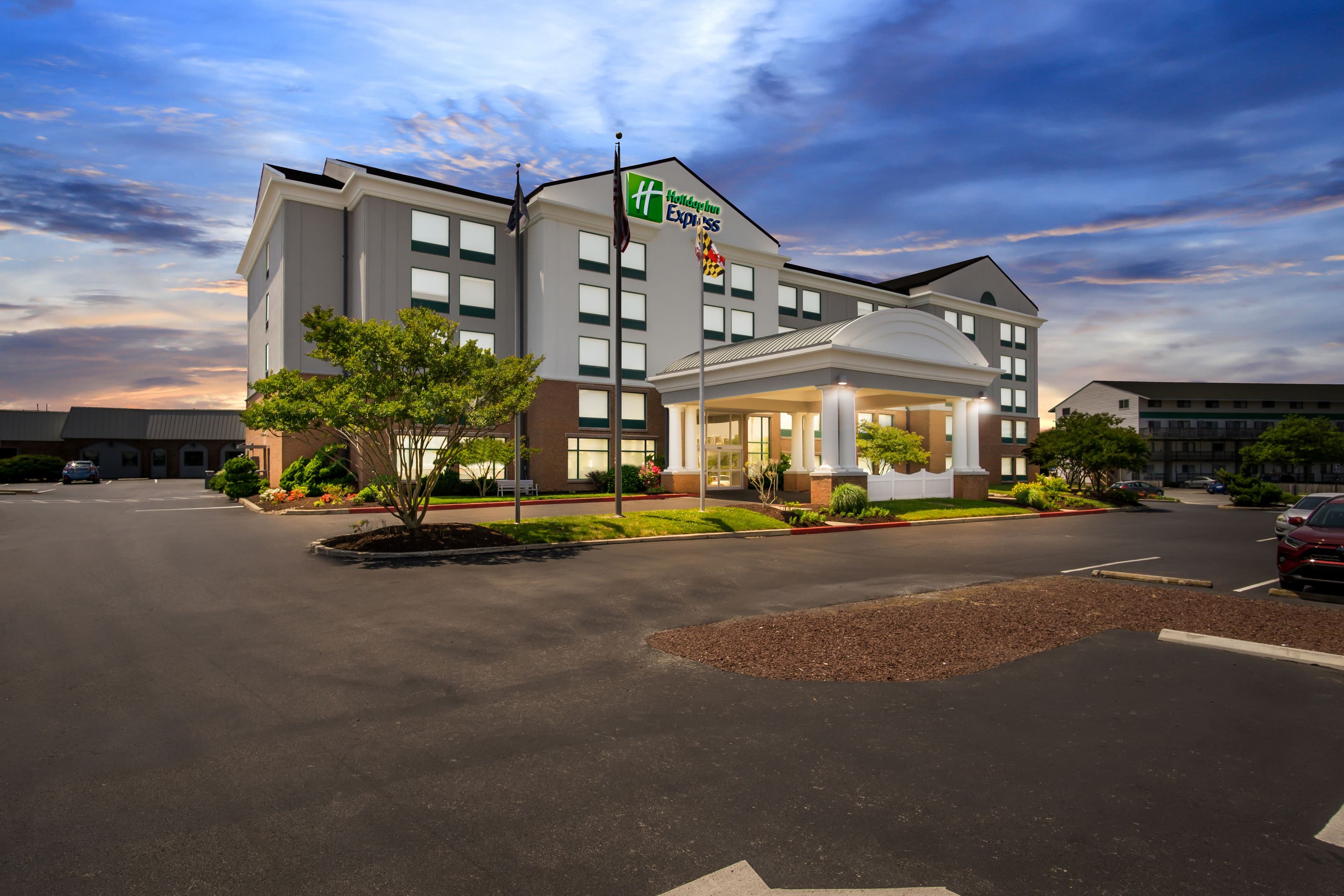 Holiday Inn Express & Suites Ocean City - Northside - Image 1