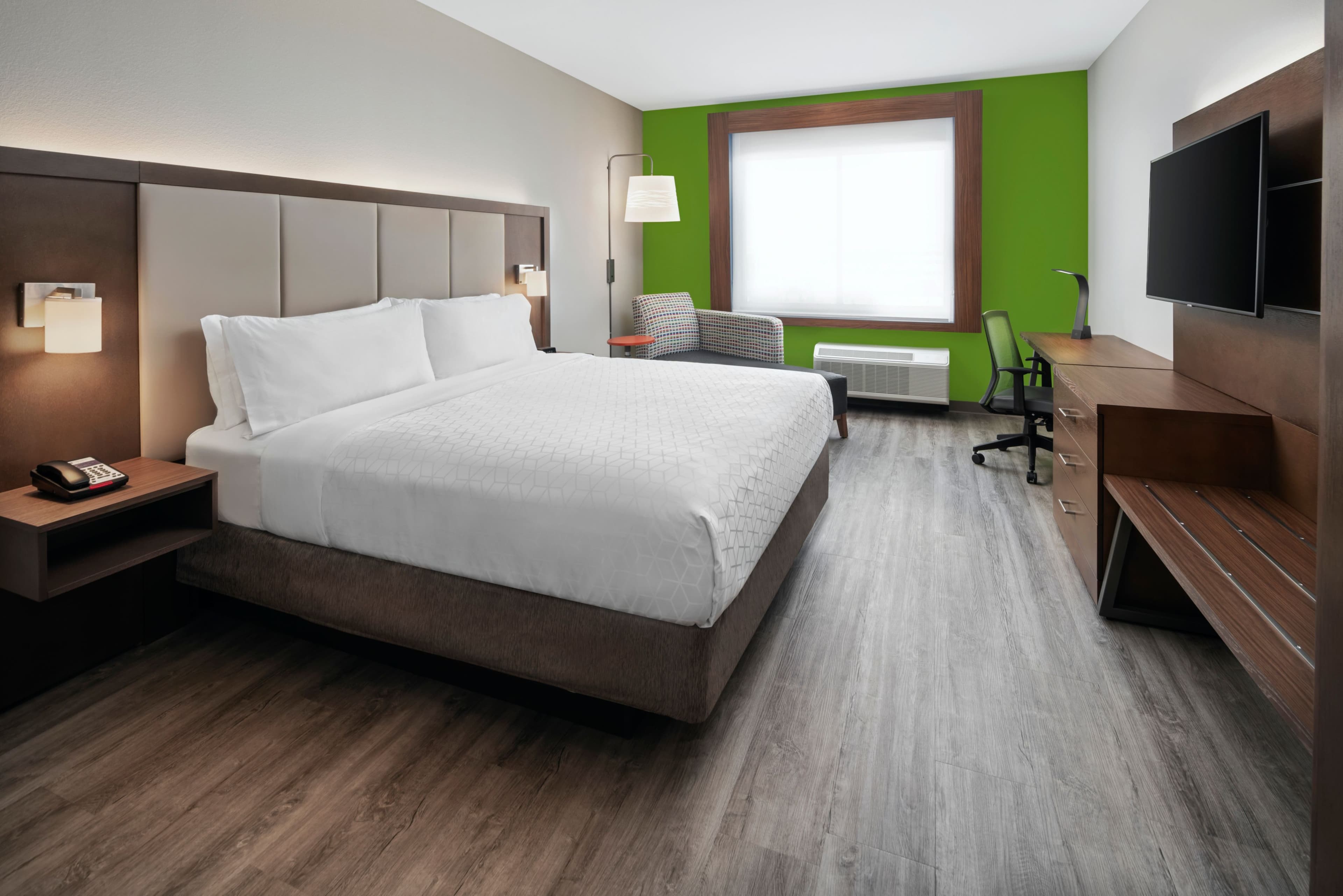 Holiday Inn Express & Suites Odessa I-20 — 7
