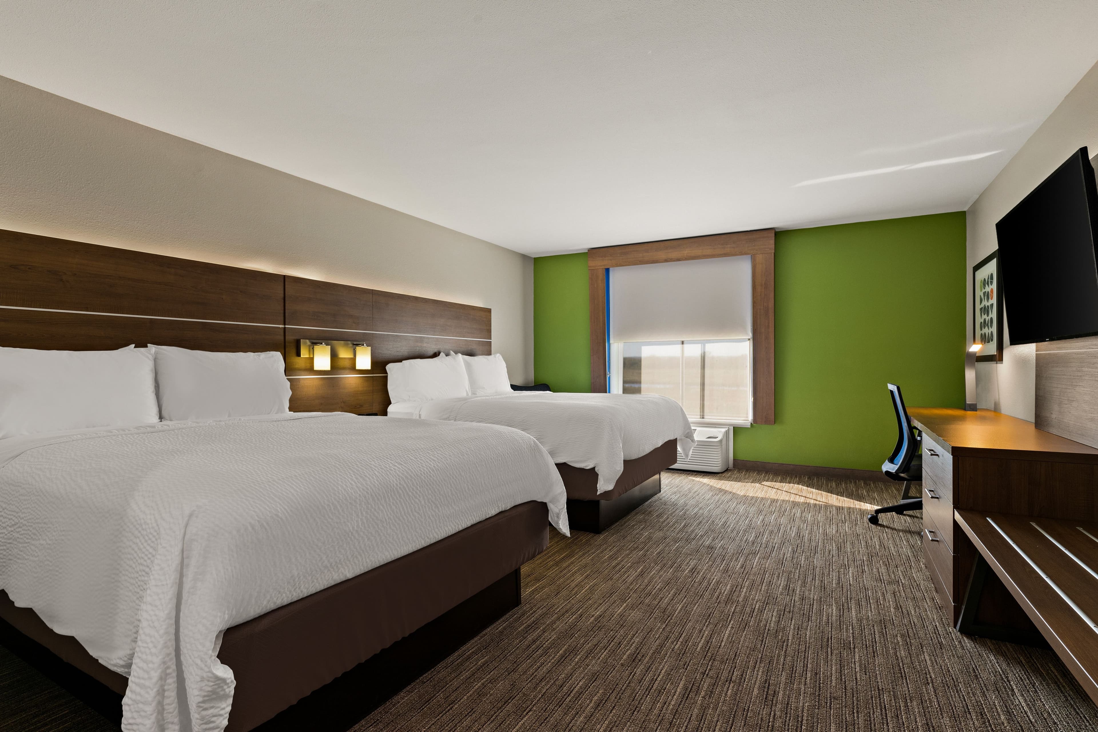 Holiday Inn Express & Suites Okmulgee — 13