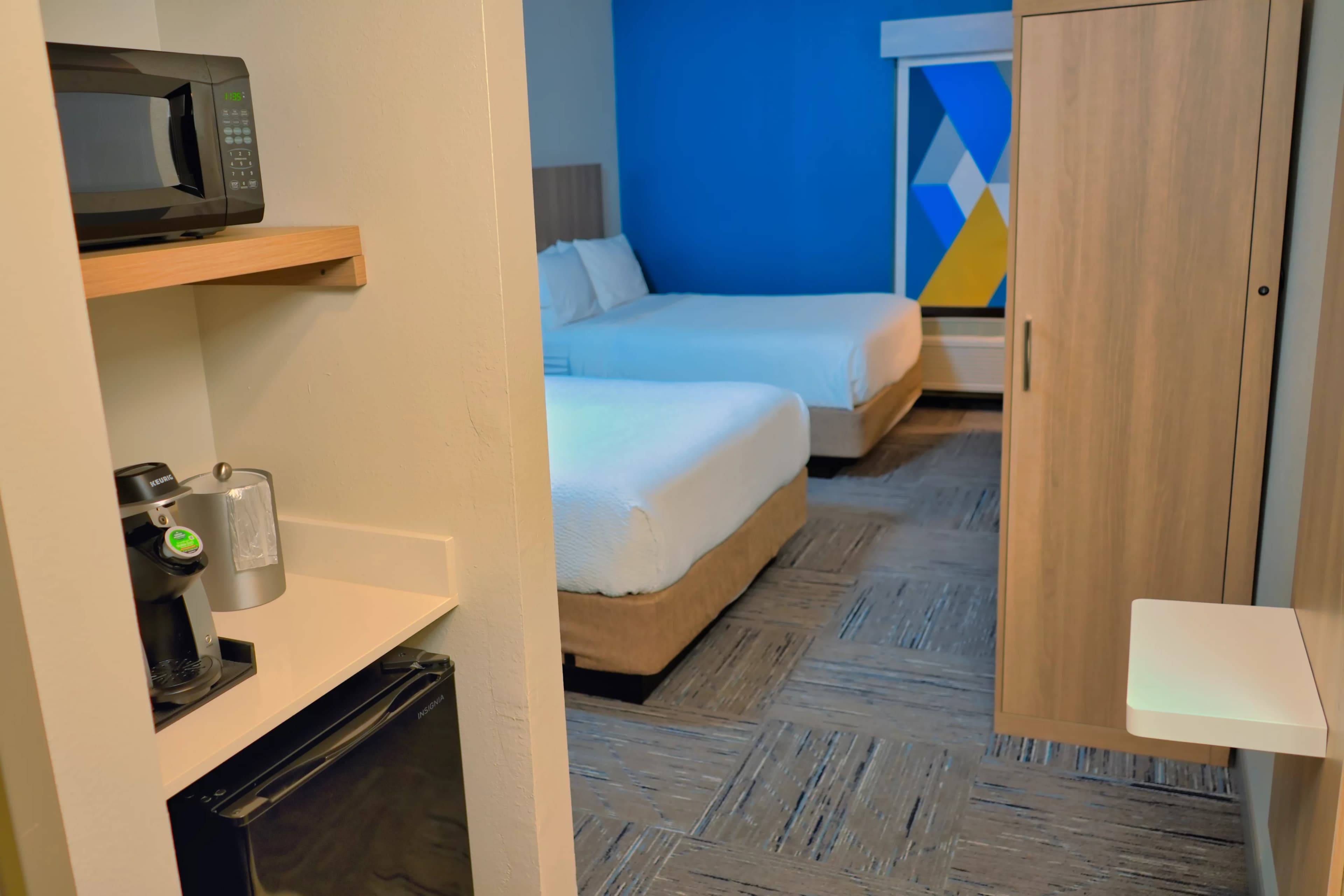 Holiday Inn Express & Suites Tampa Northwest-Oldsmar — 15