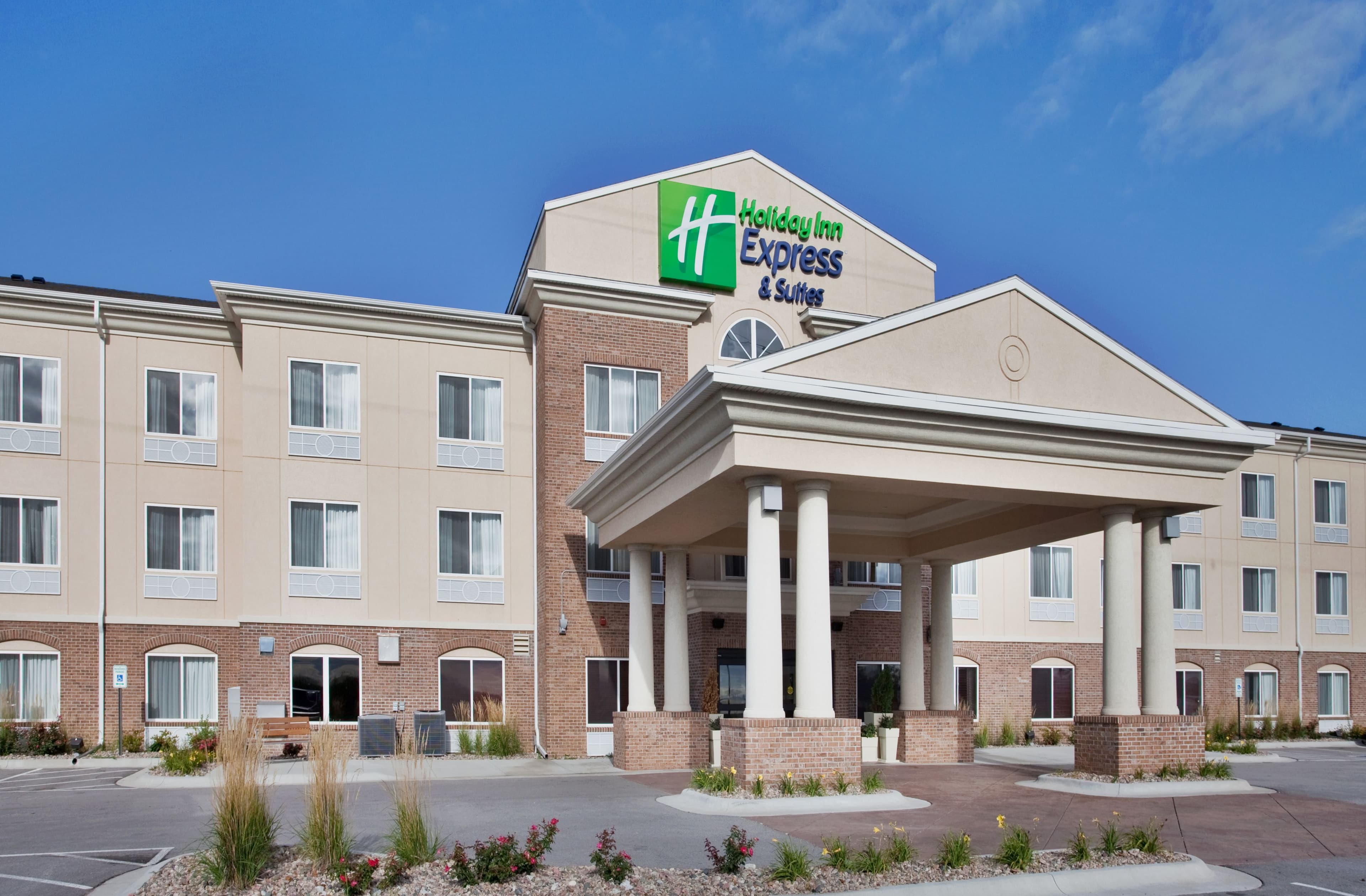 Holiday Inn Express & Suites Cherry Hills