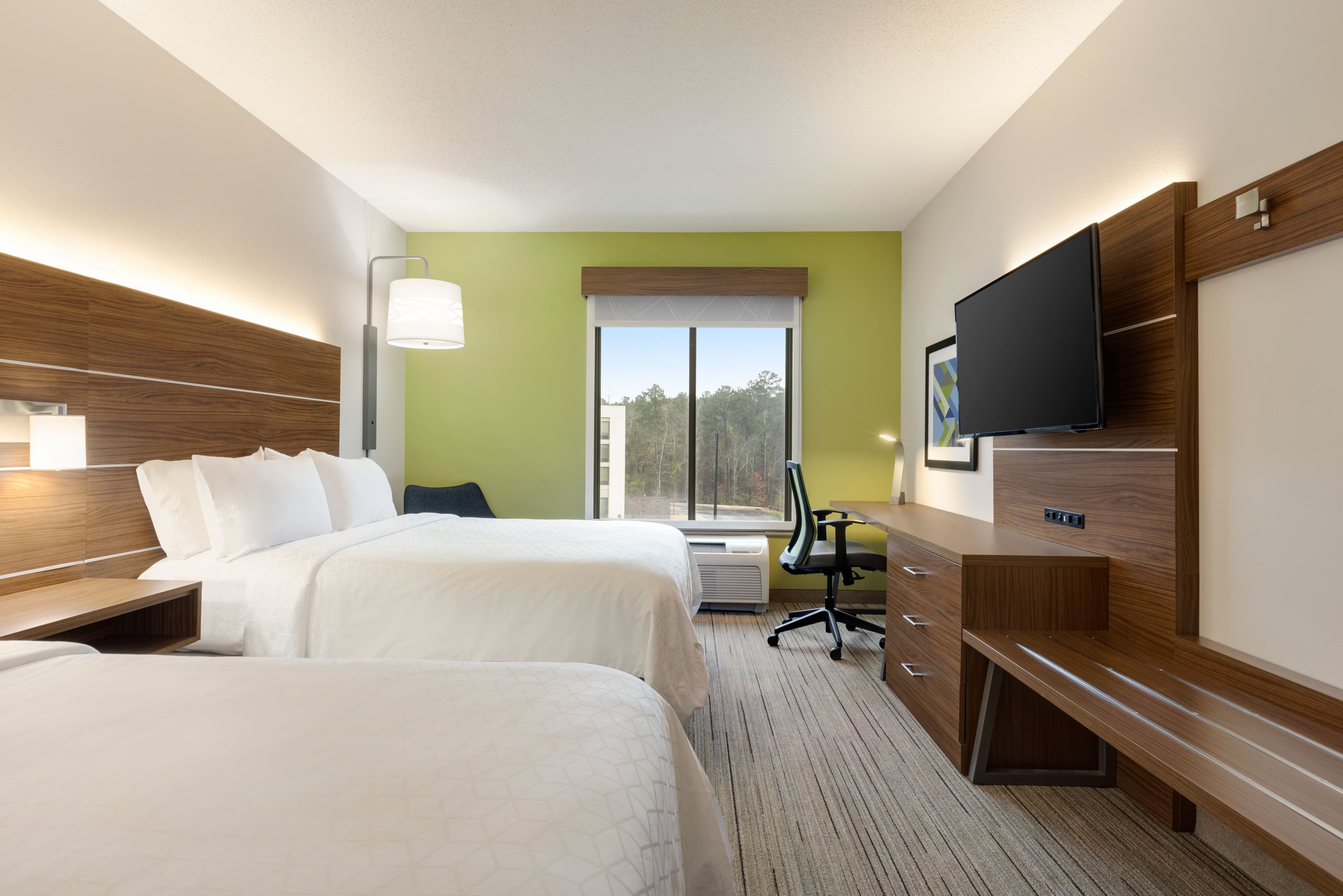 Holiday Inn Express & Suites Opelika Auburn — 21