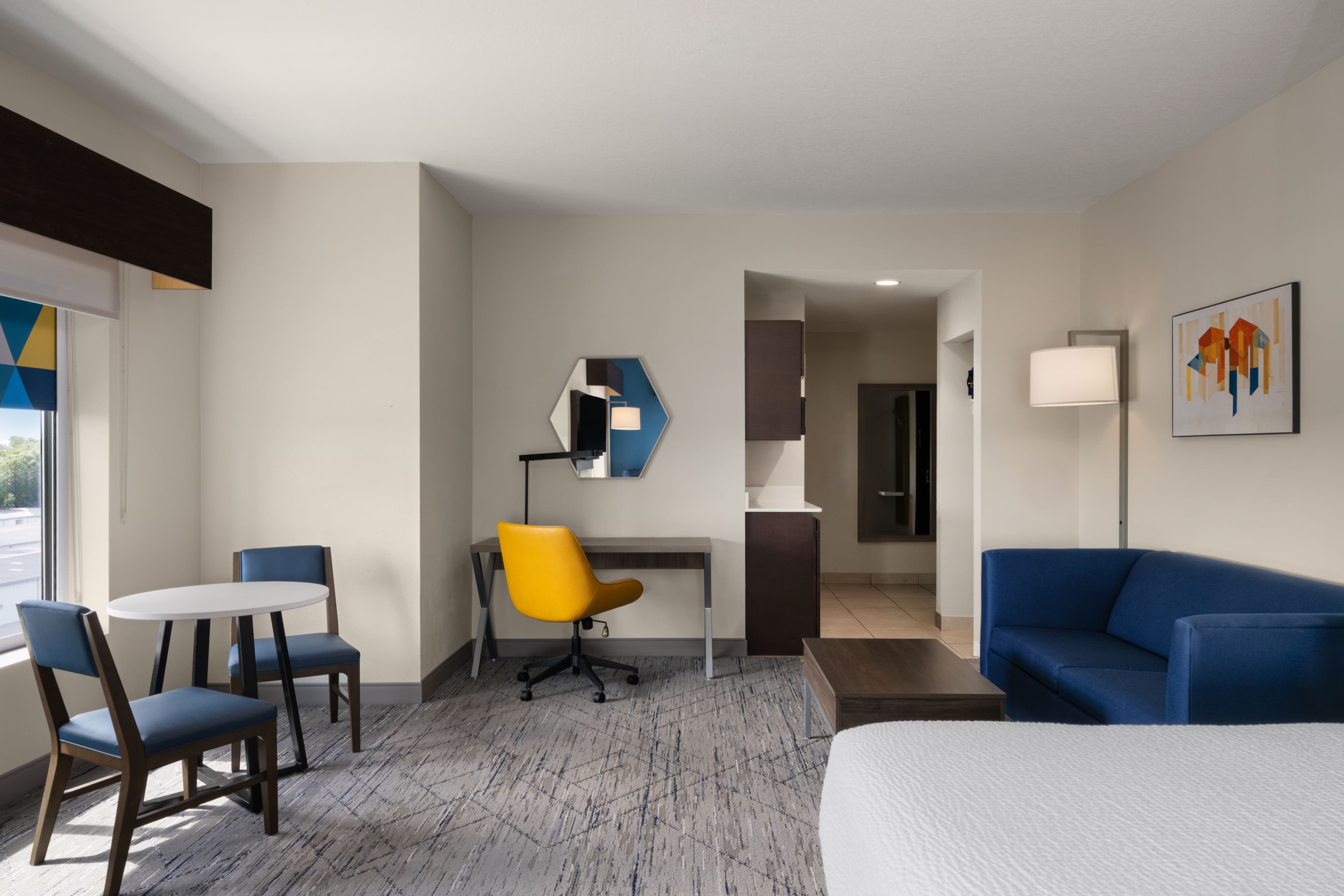 Holiday Inn Express & Suites Orlando East-UCF Area — 77
