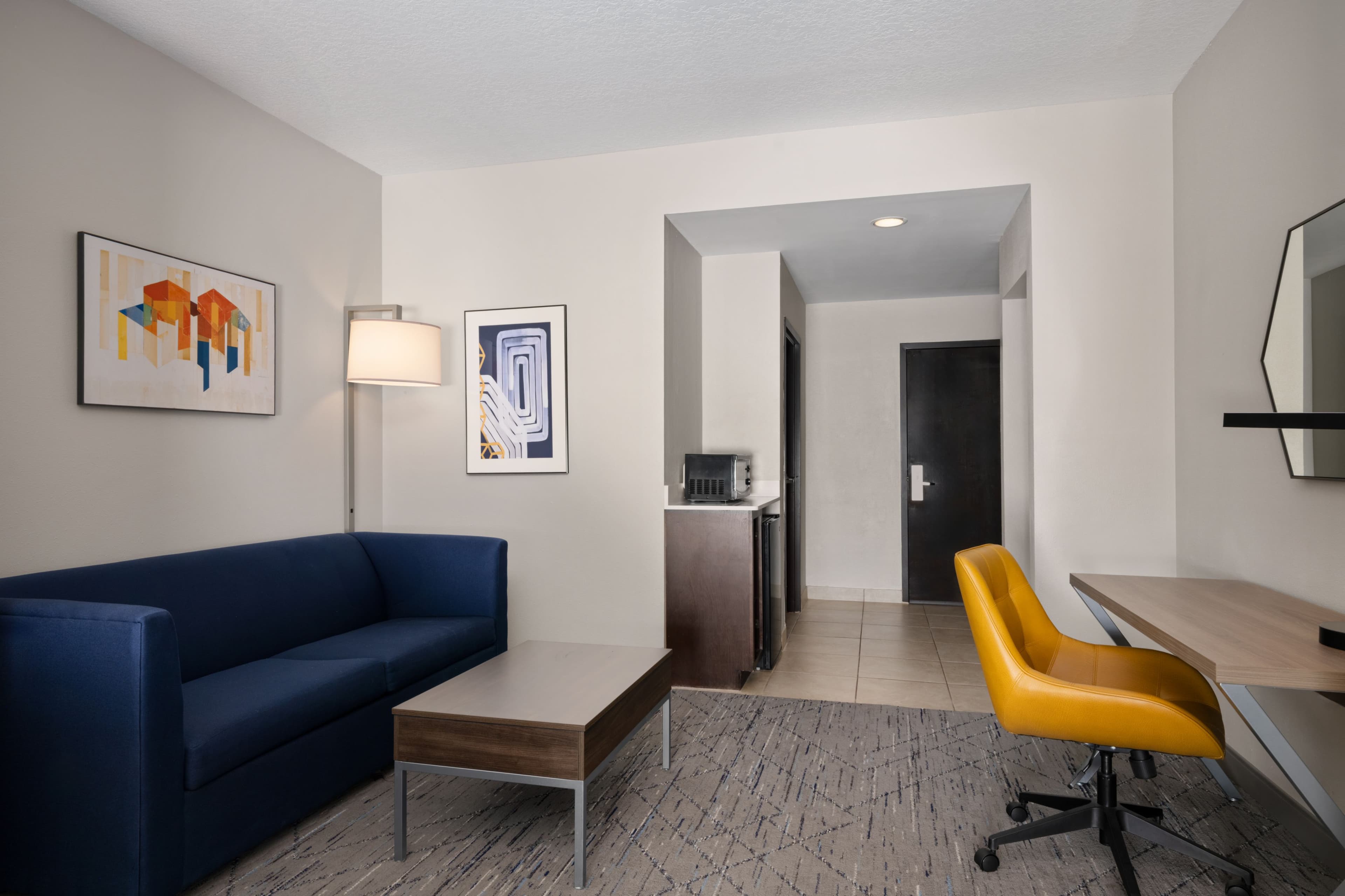 Holiday Inn Express & Suites Orlando East-UCF Area — 87