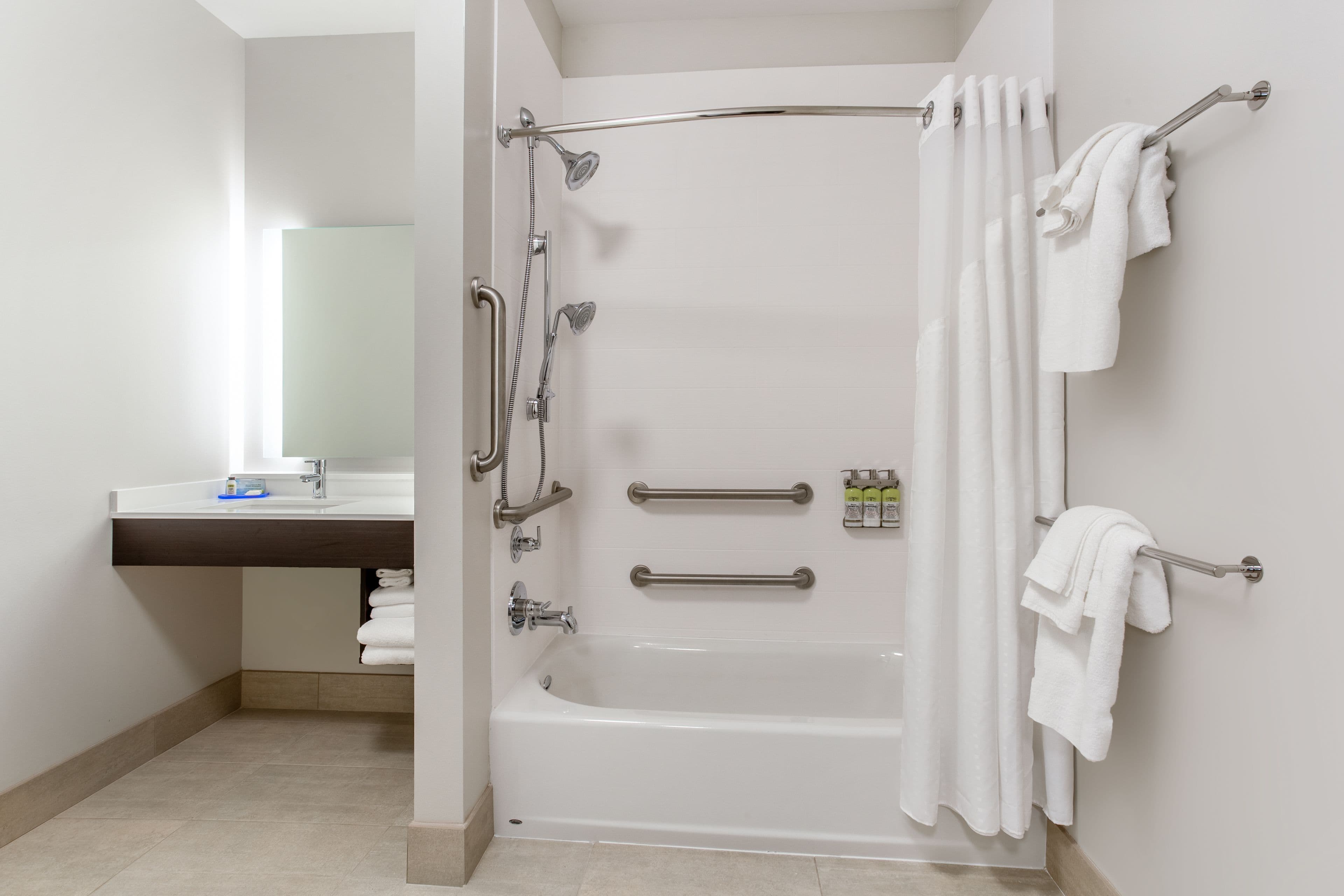 Holiday Inn Express & Suites Ottawa — 20