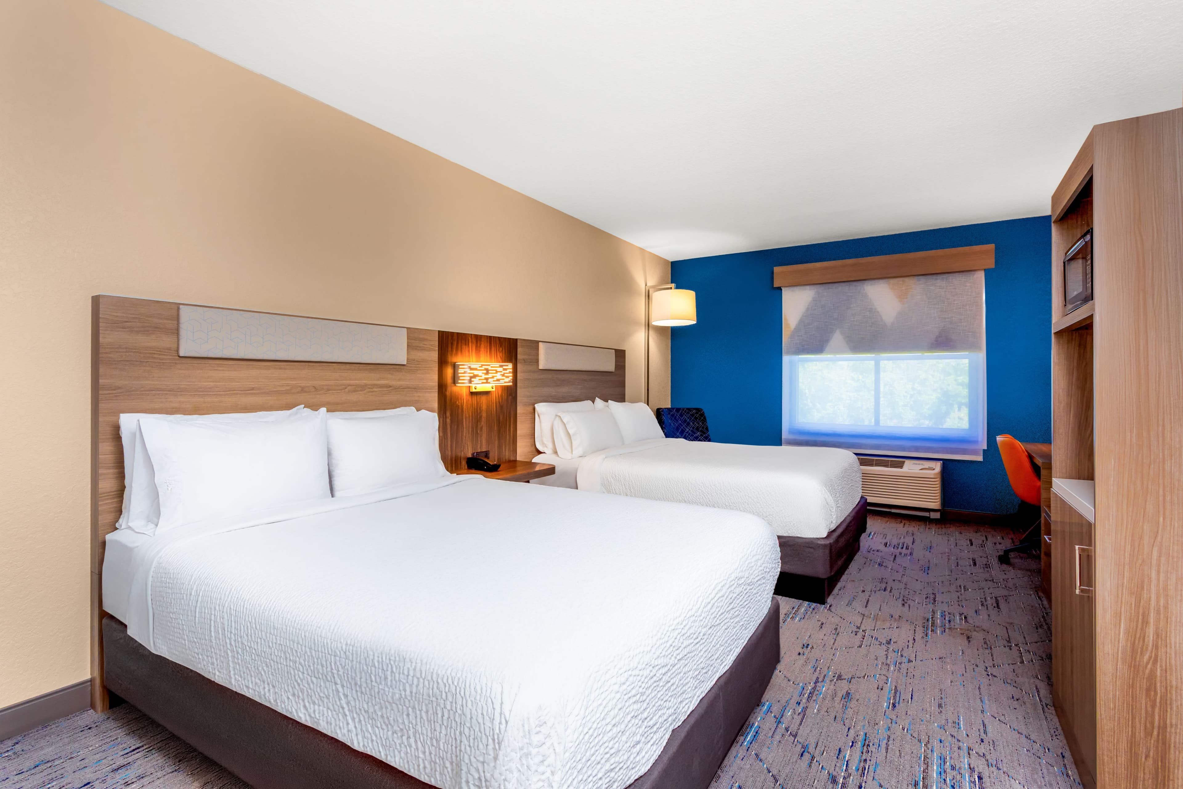Holiday Inn Express & Suites Palm Coast - I-95 — 8