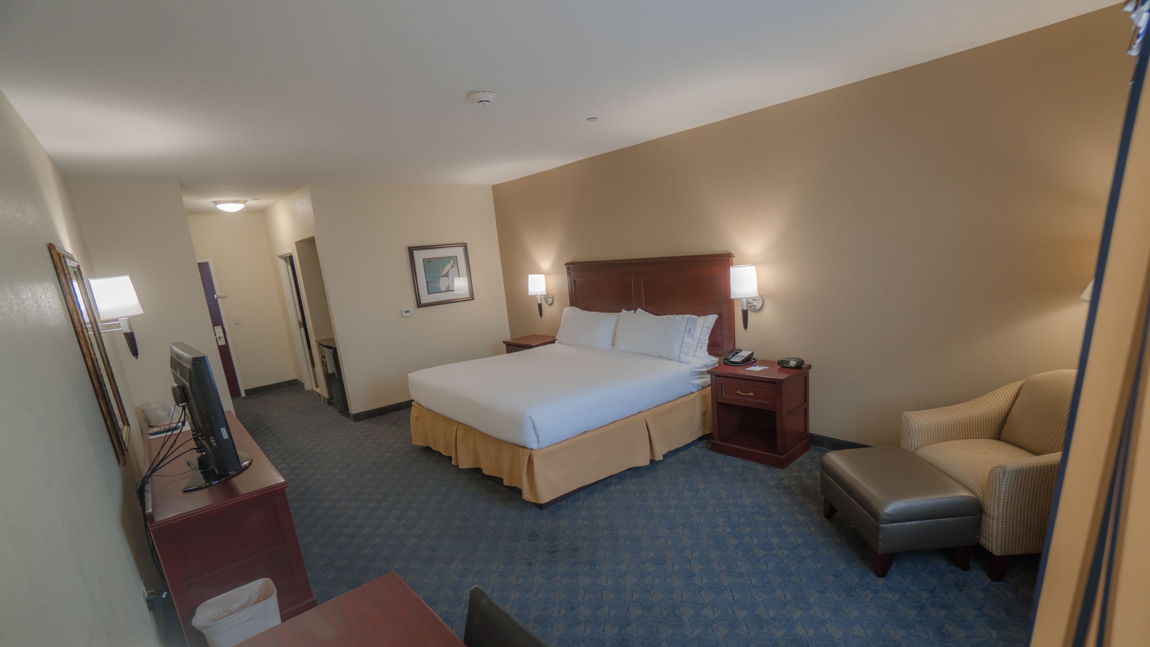Holiday Inn Express & Suites Pampa — 20