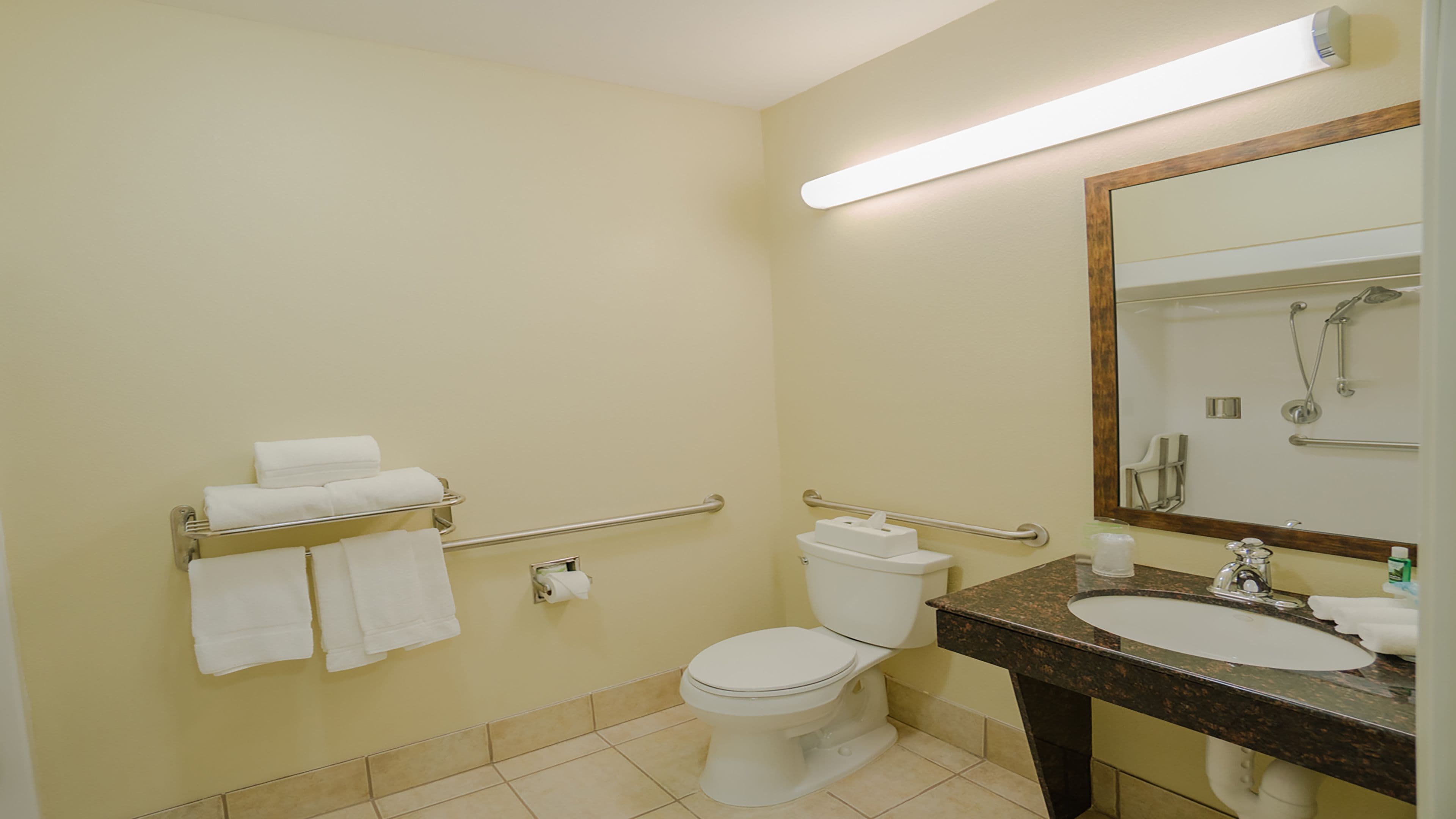 Holiday Inn Express & Suites Pampa — 24