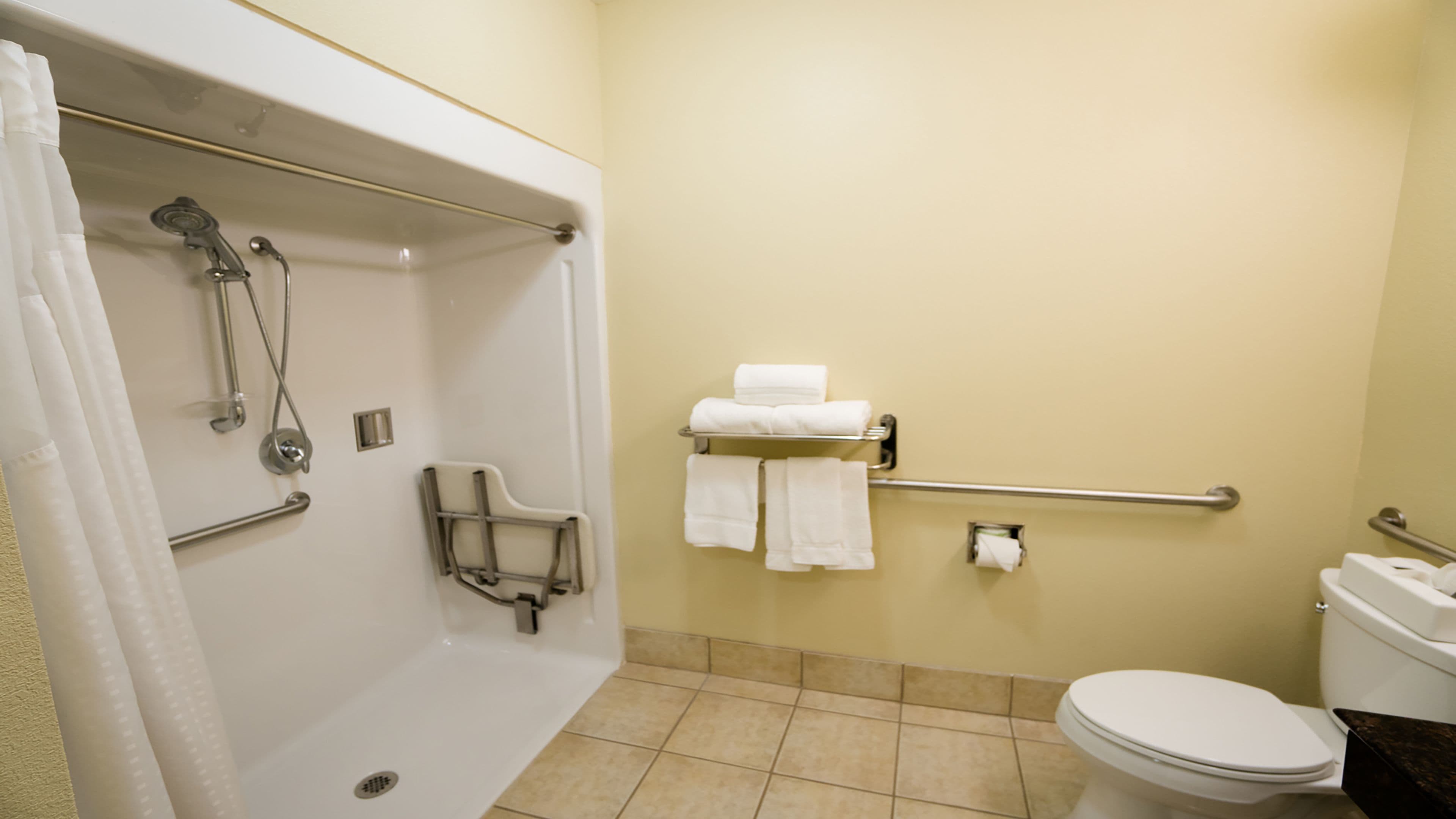 Holiday Inn Express & Suites Pampa — 21