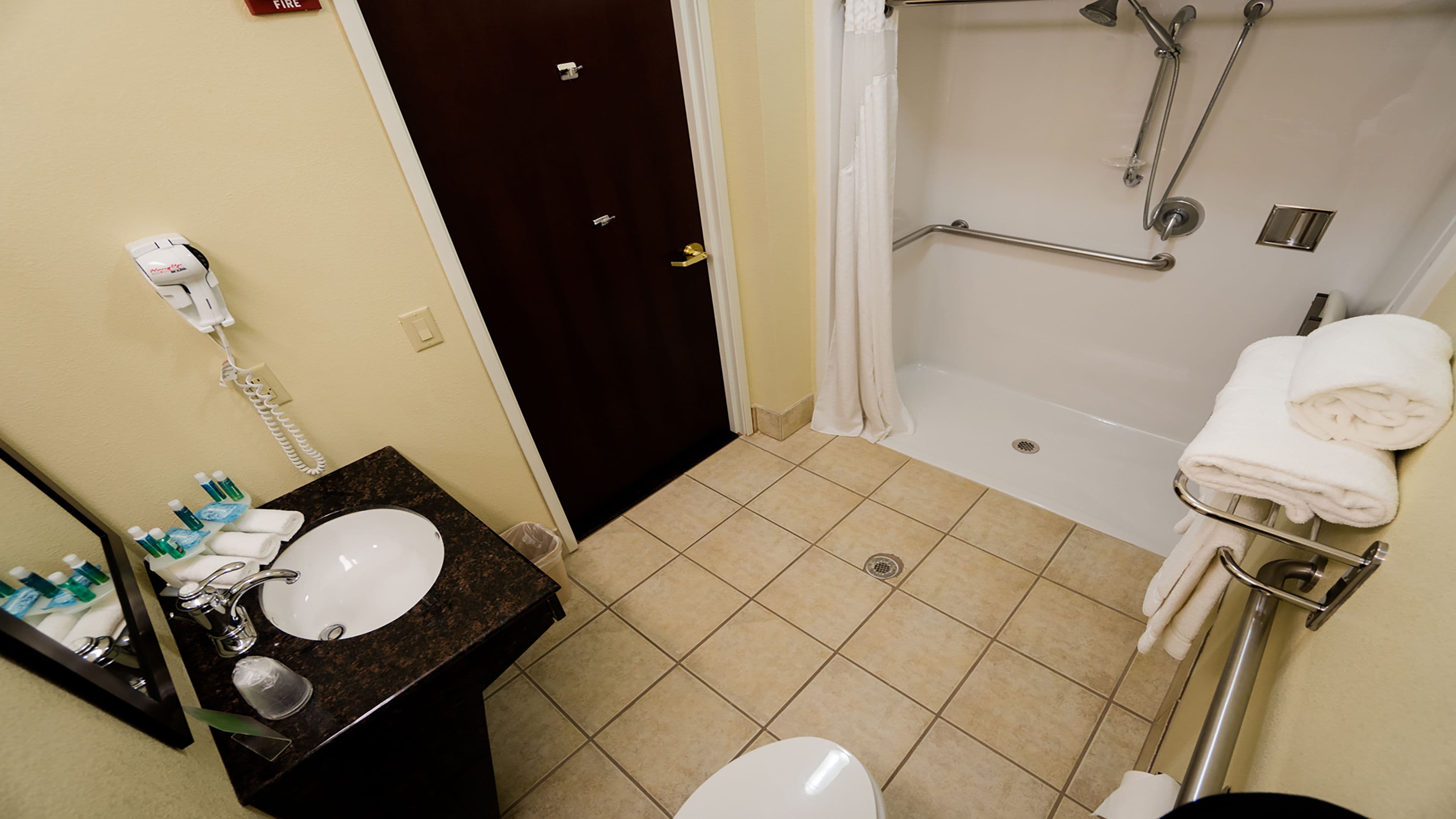 Holiday Inn Express & Suites Pampa — 23