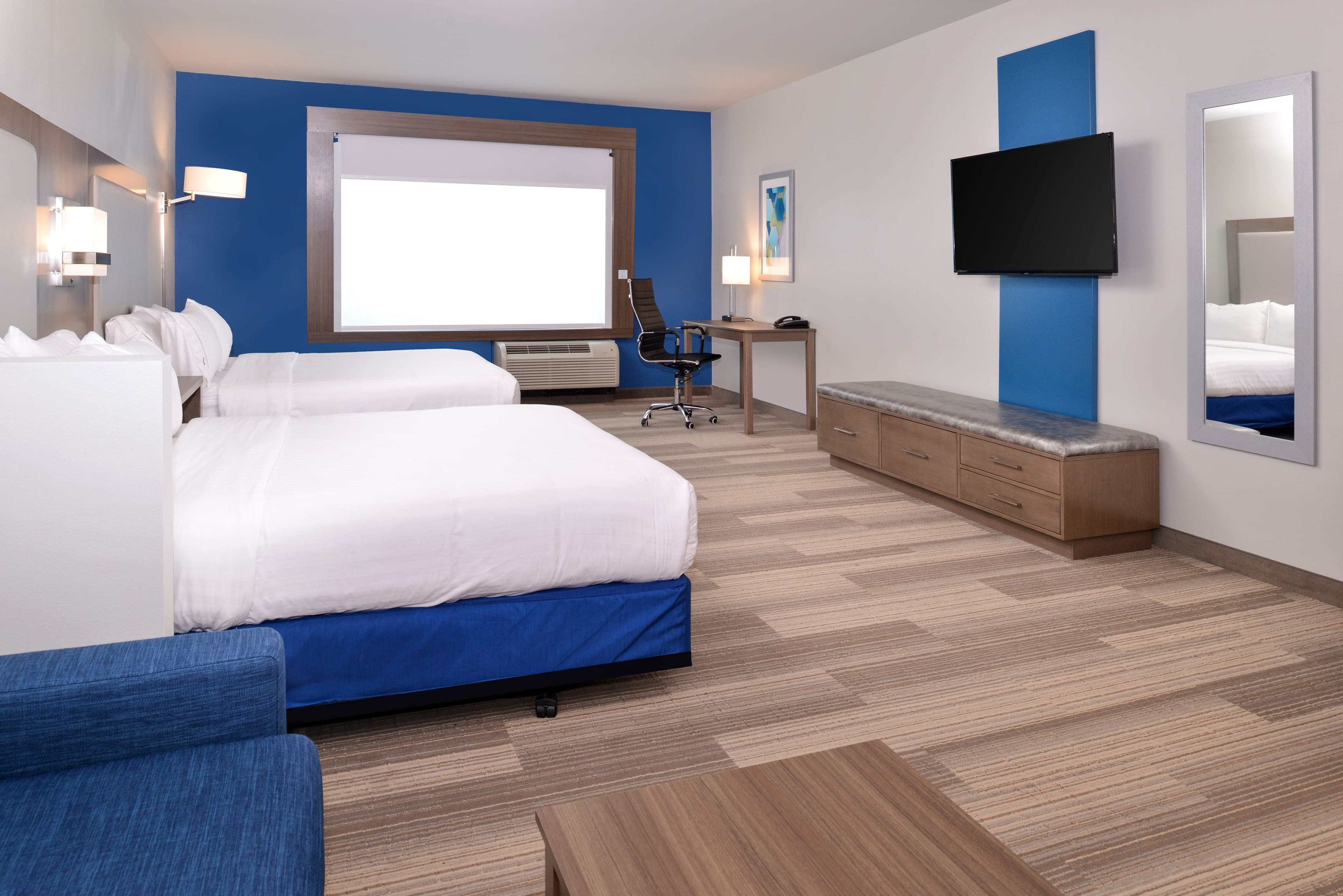 Holiday Inn Express & Suites Houston E - Pasadena — 12