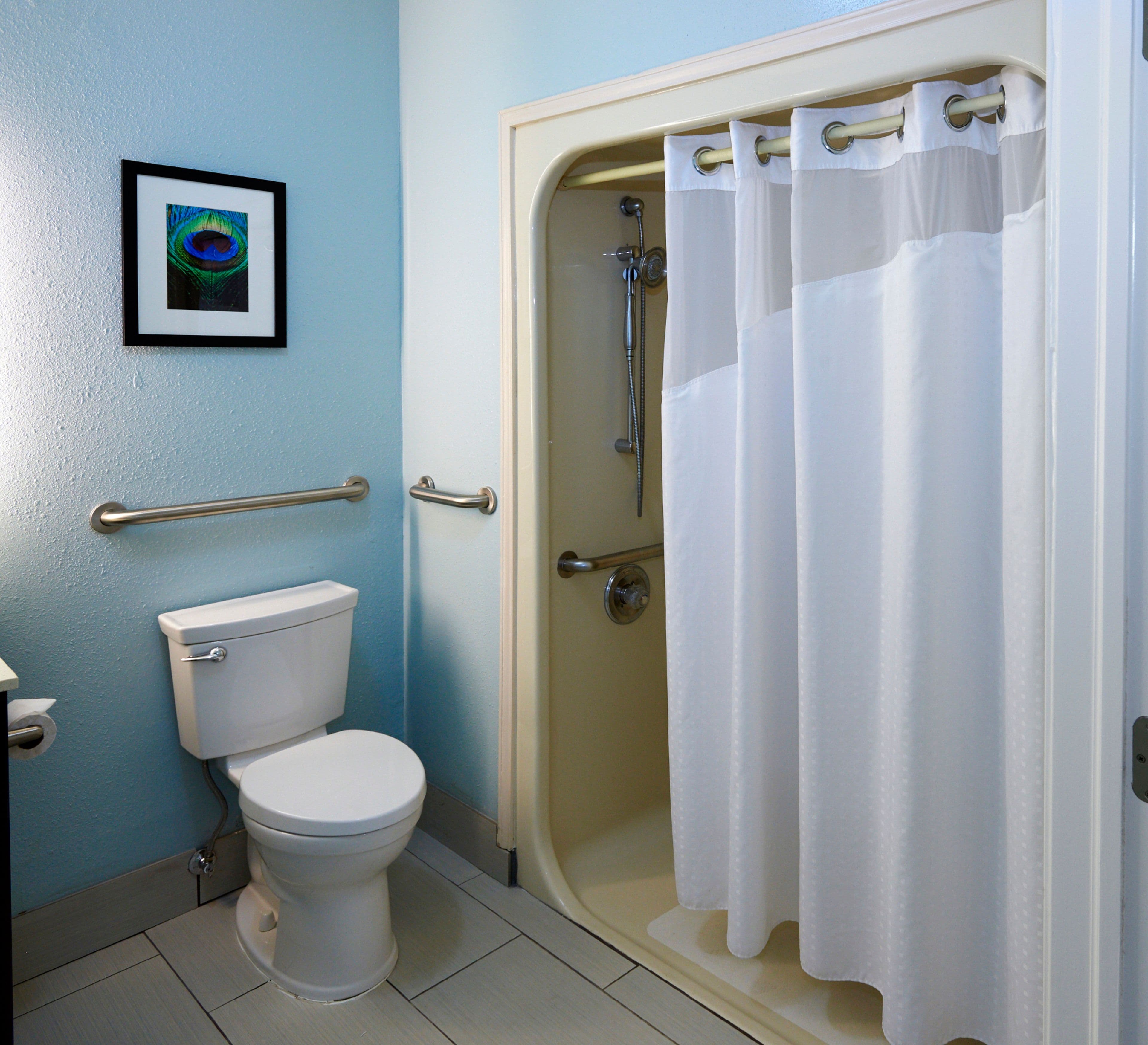 Holiday Inn Express & Suites Birmingham South - Pelham — 10