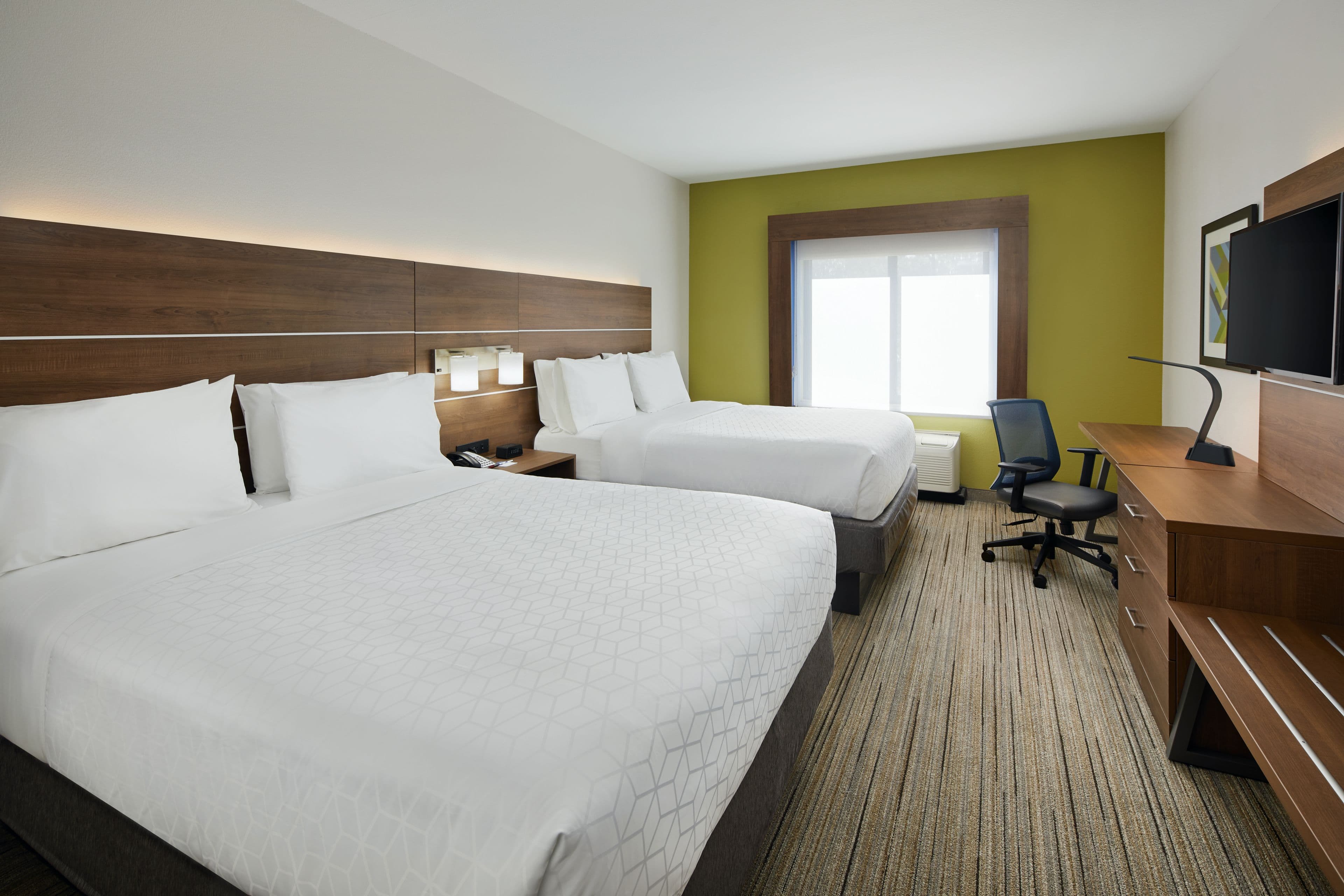 Holiday Inn Express & Suites Pensacola West-Navy Base — 15