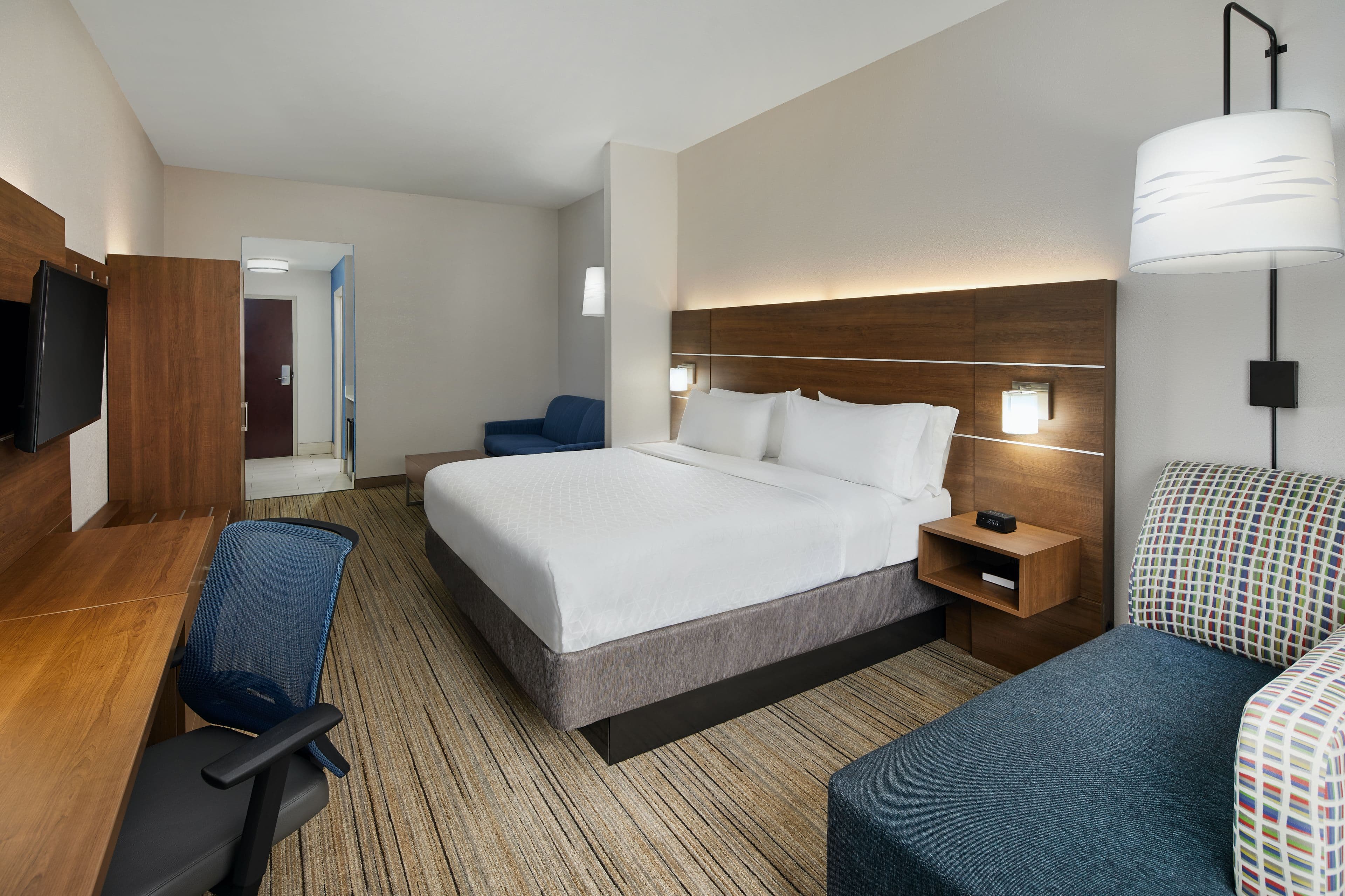 Holiday Inn Express & Suites Pensacola West-Navy Base — 26