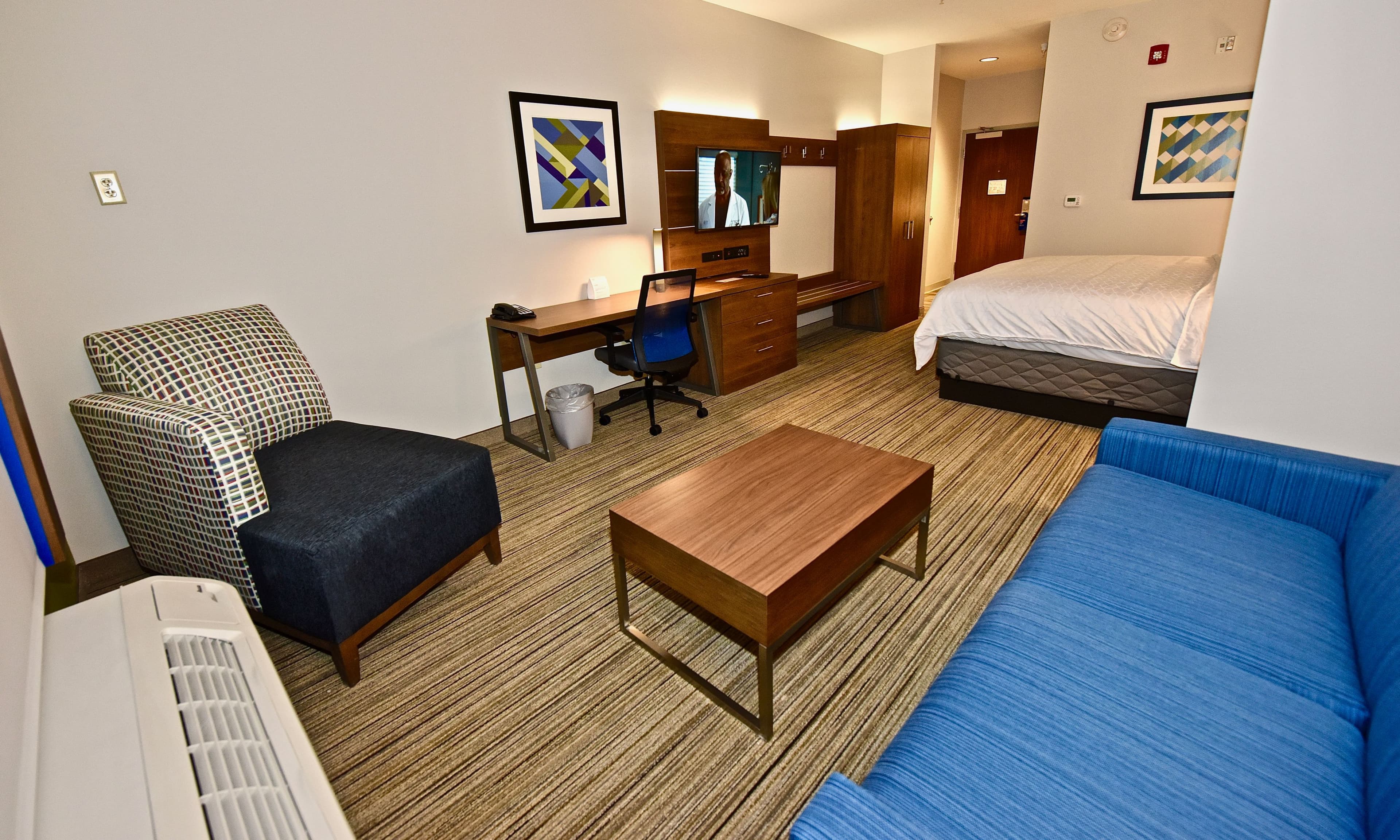 Holiday Inn Express & Suites Perryville I-55 — 21