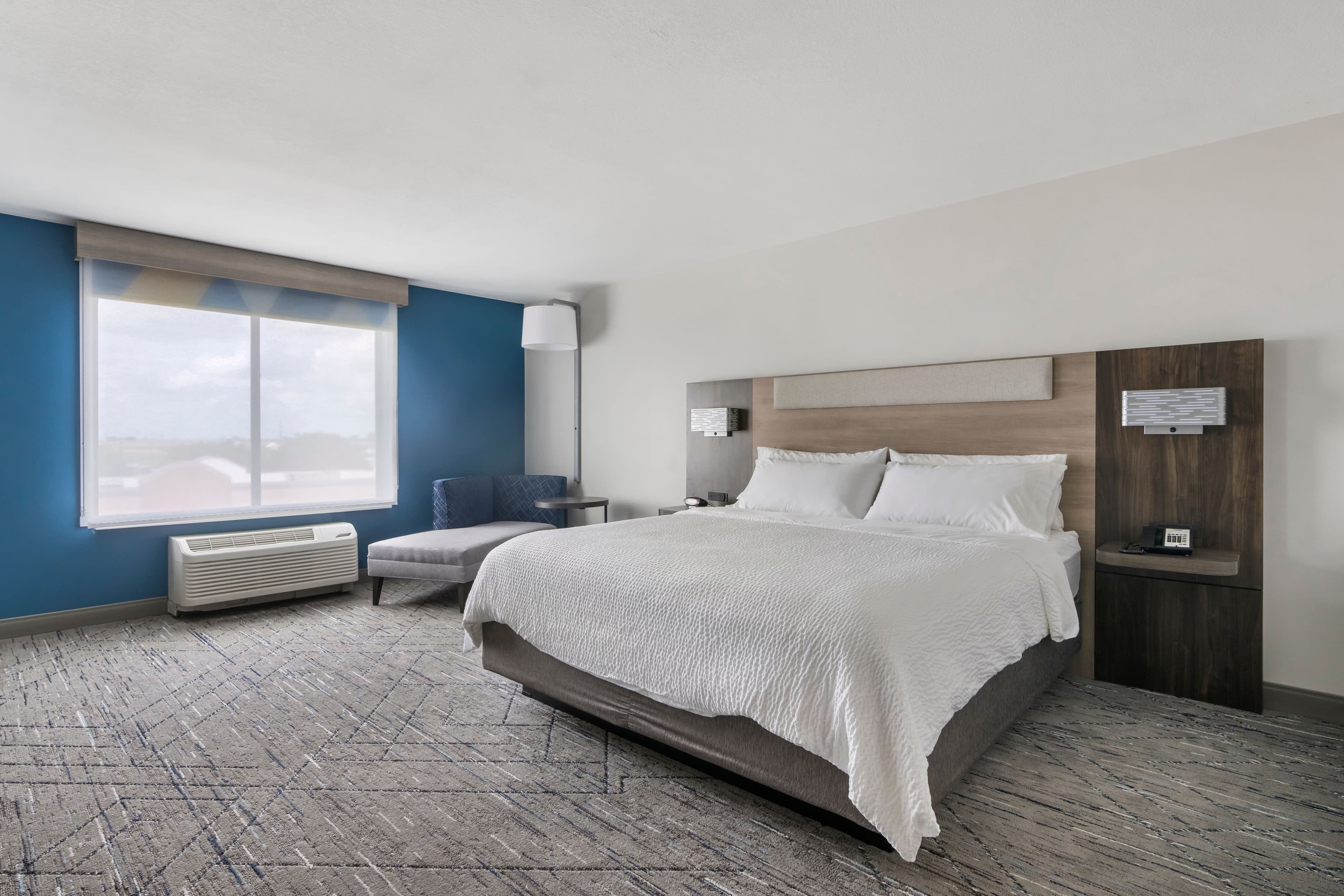 Holiday Inn Express & Suites Peru - LaSalle Area — 18