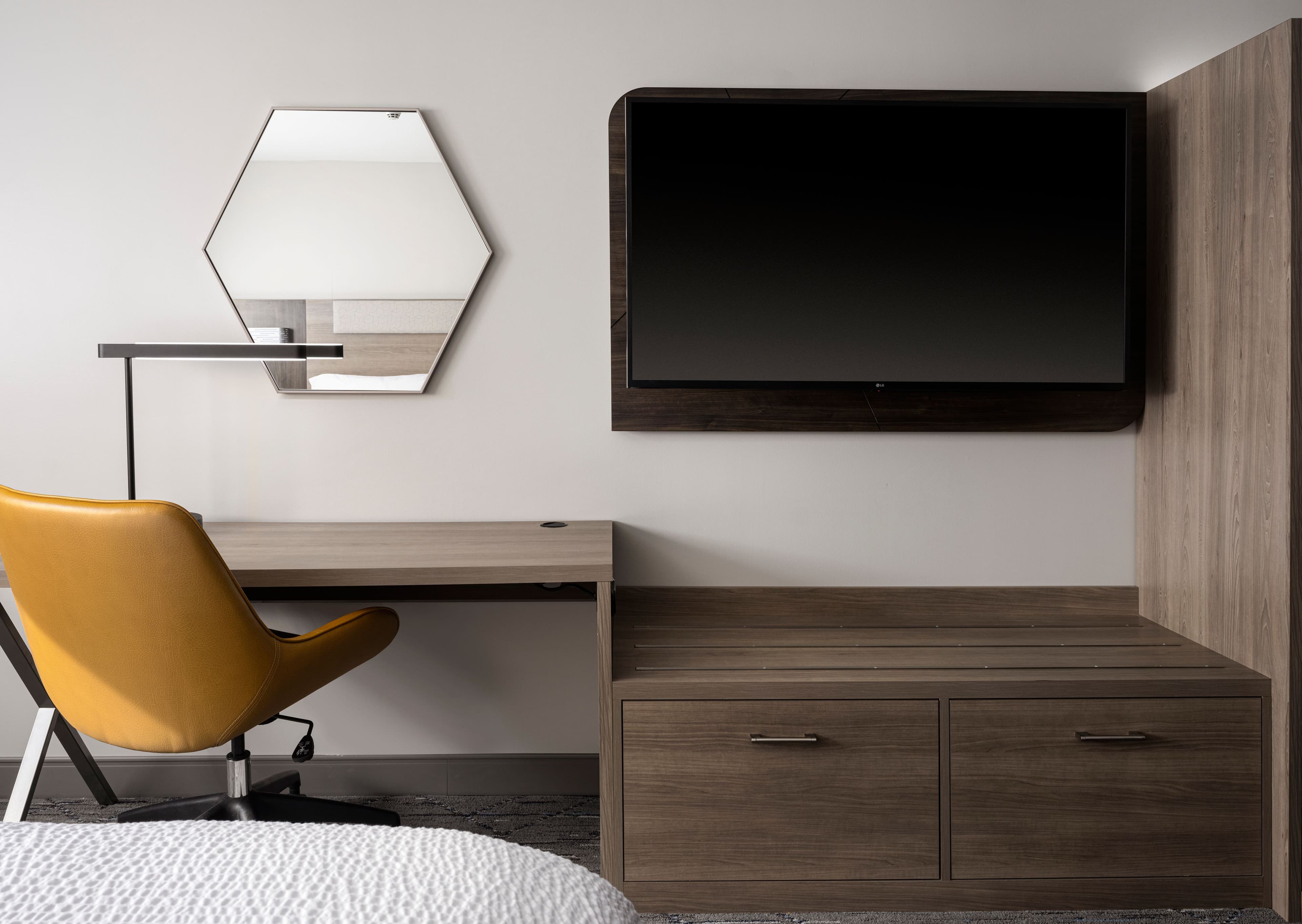 Standard Room - Image 12