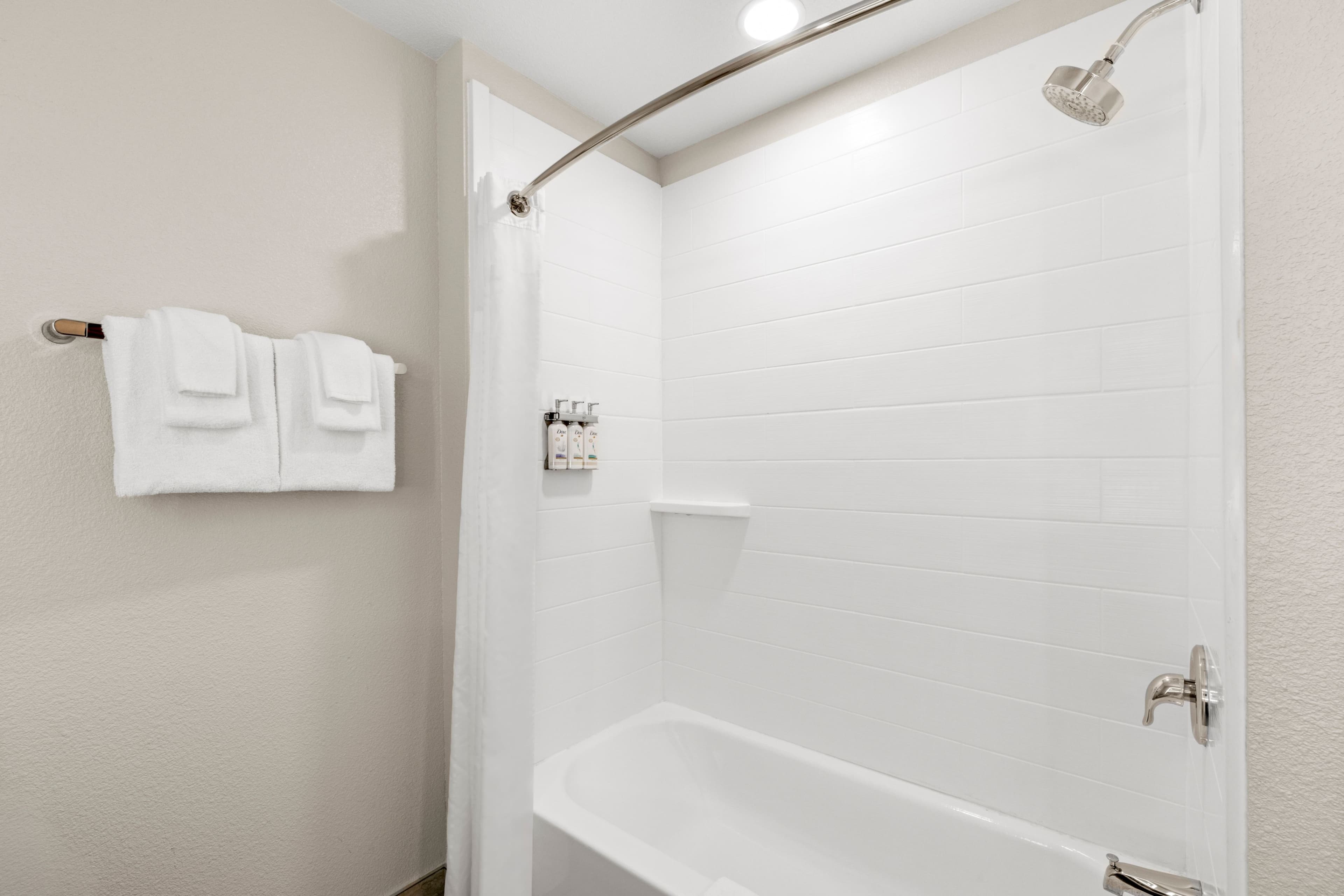 Standard Room - Image 12