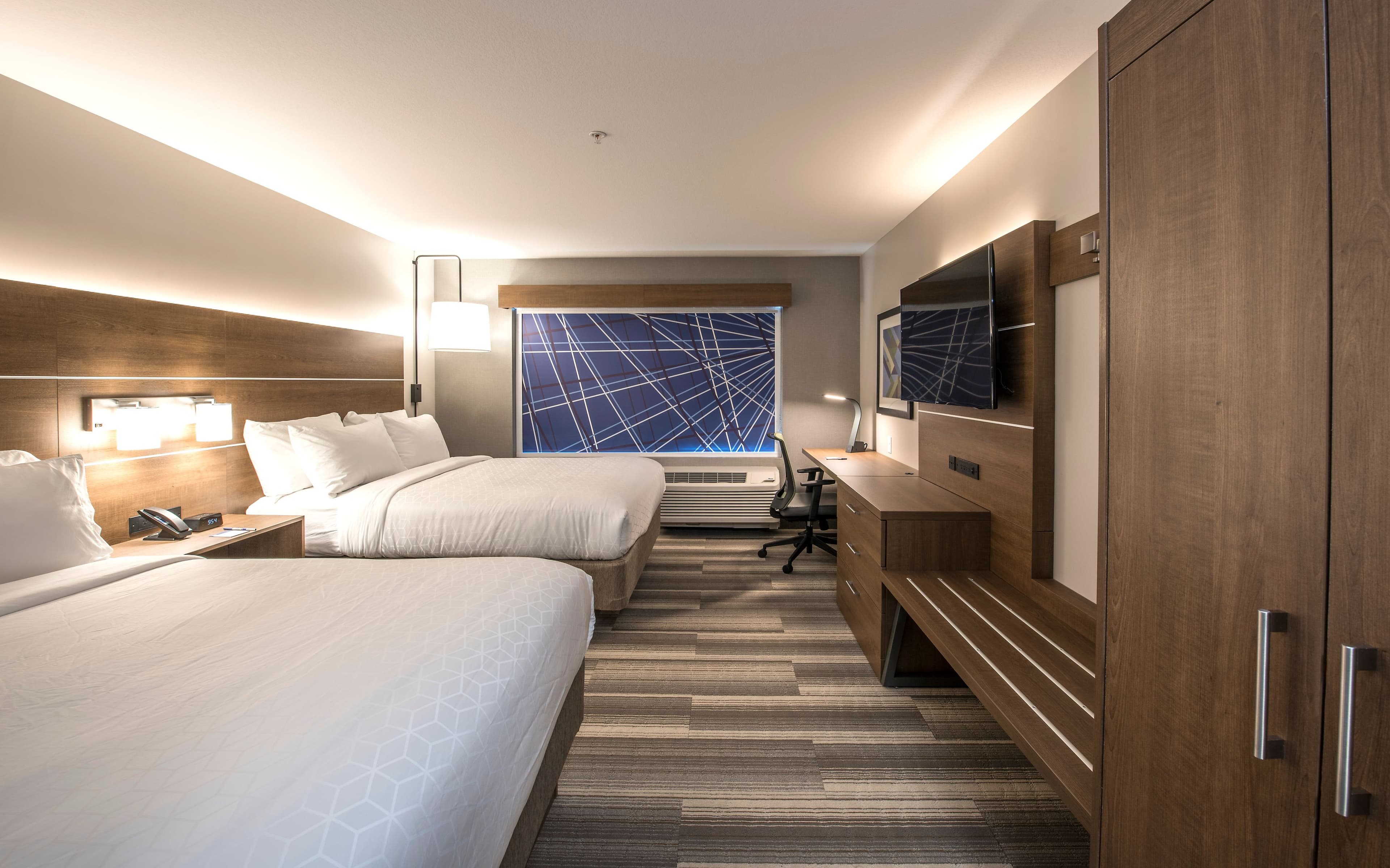 Holiday Inn Express & Suites Phoenix North - Happy Valley — 18
