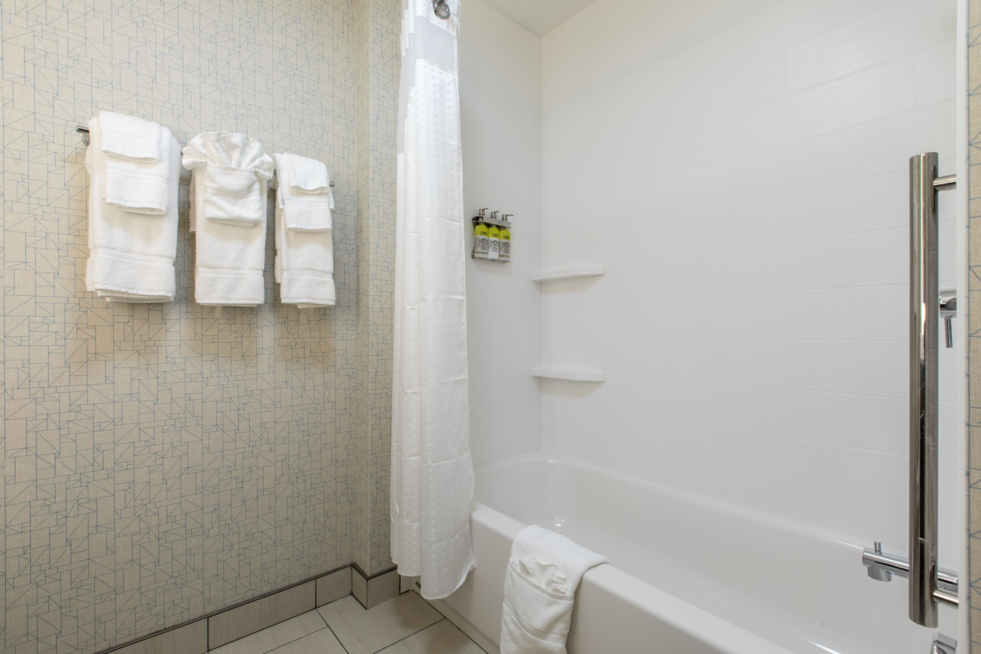 Holiday Inn Express & Suites Greenville S - Piedmont — 25