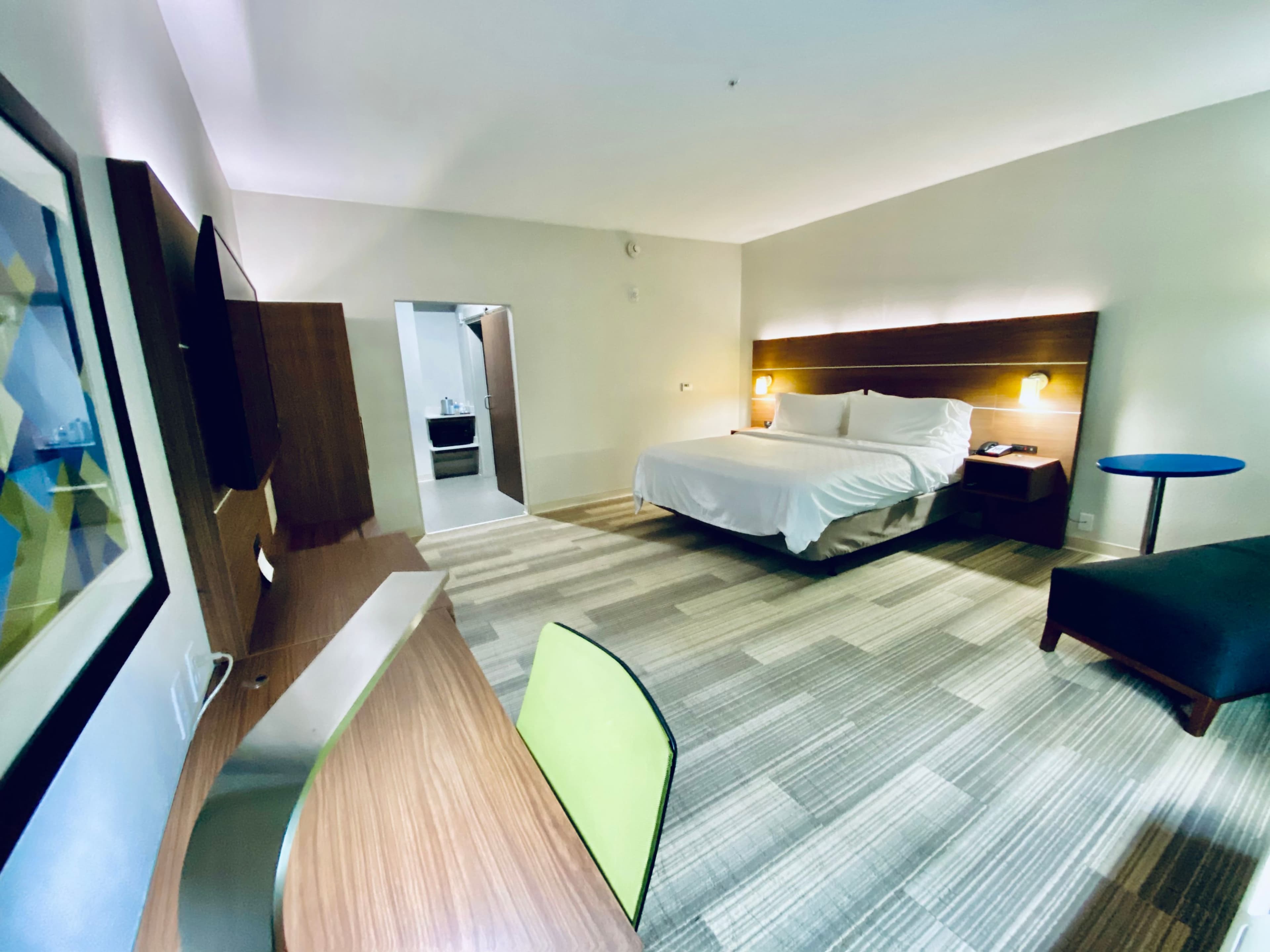 Holiday Inn Express & Suites Pineville-Alexandria Area — 9