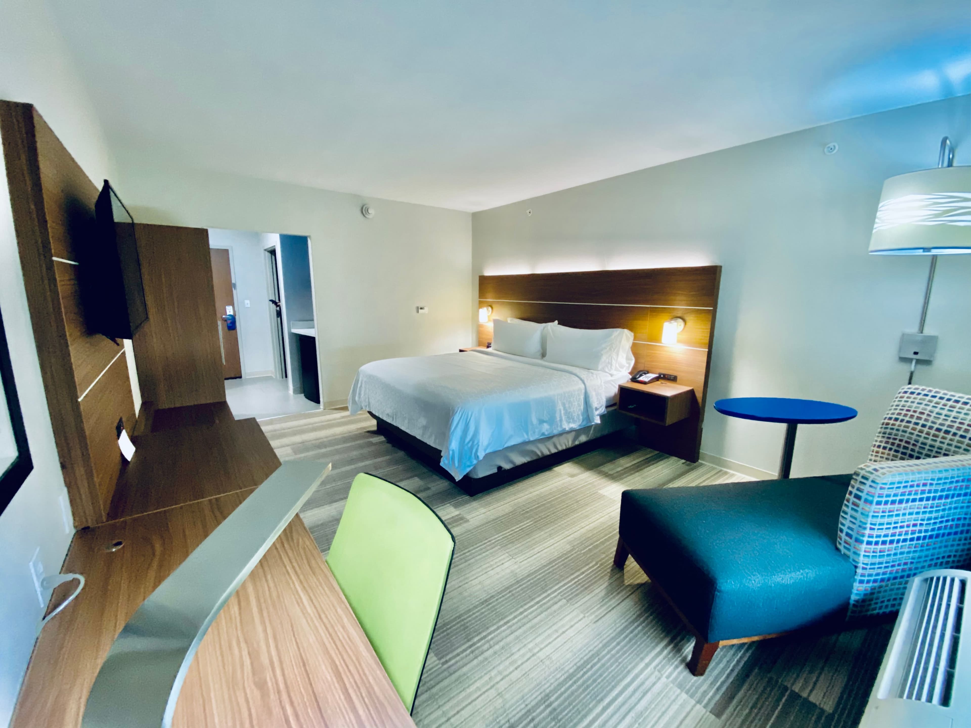 Holiday Inn Express & Suites Pineville-Alexandria Area — 11