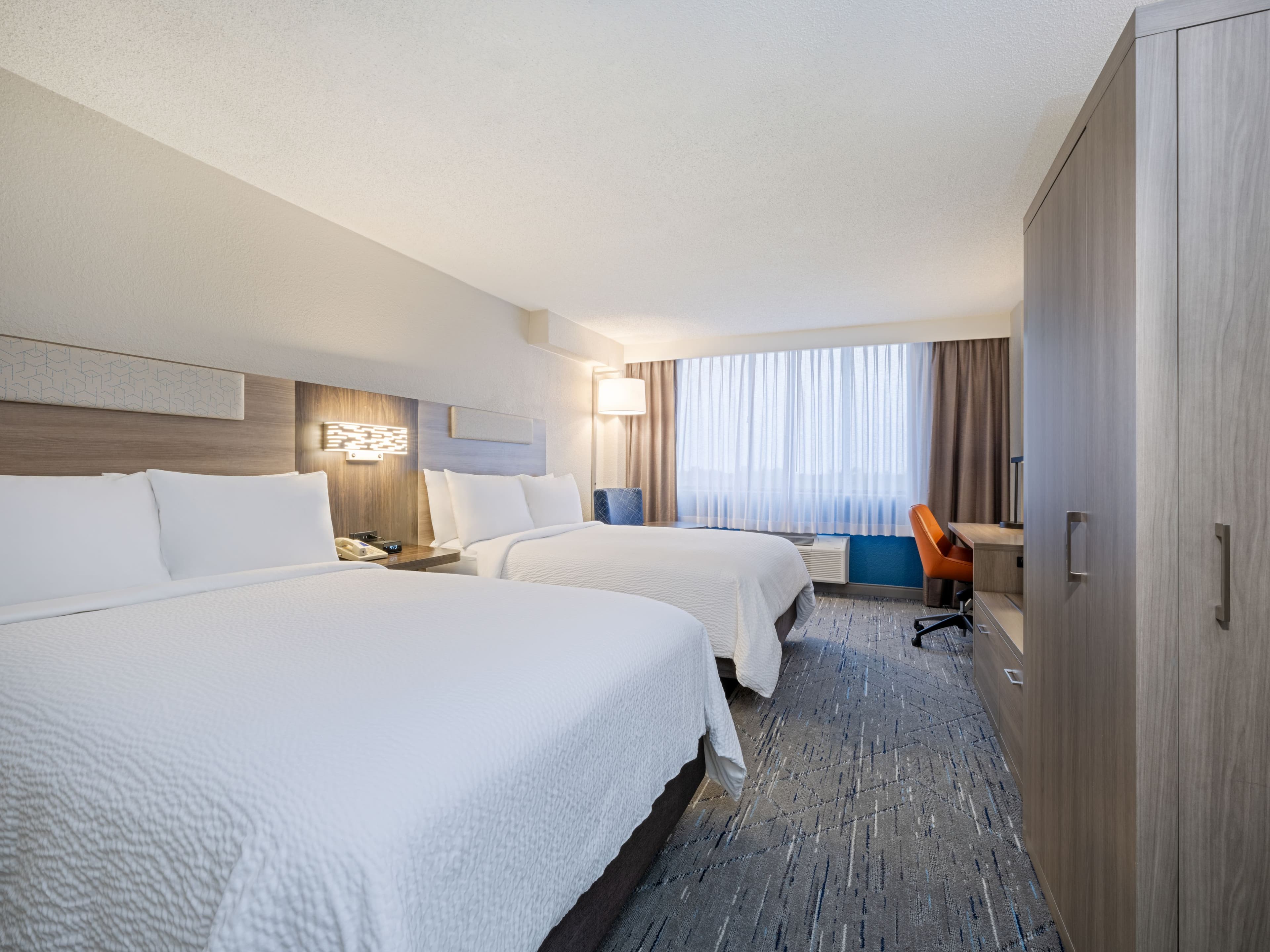 Holiday Inn Express & Suites Ft. Lauderdale-Plantation — 47