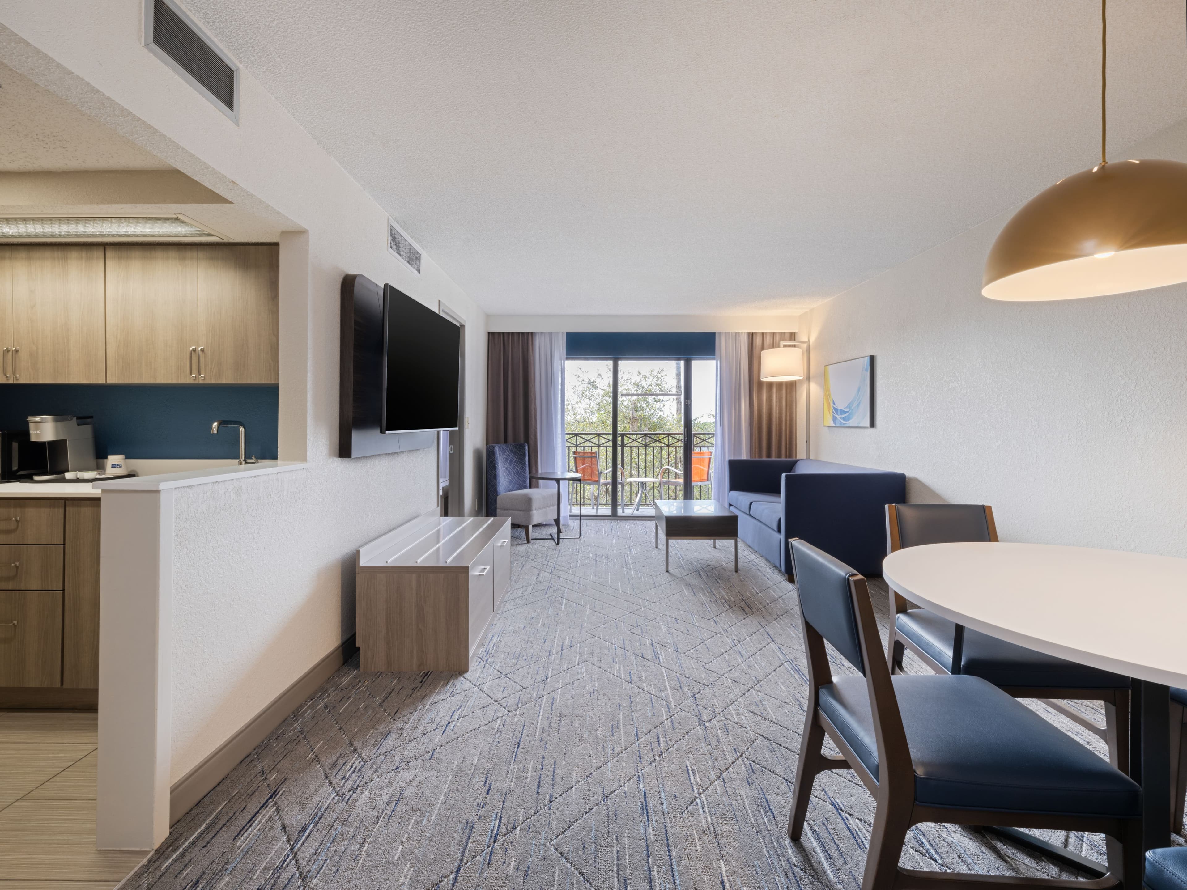 Holiday Inn Express & Suites Ft. Lauderdale-Plantation — 57