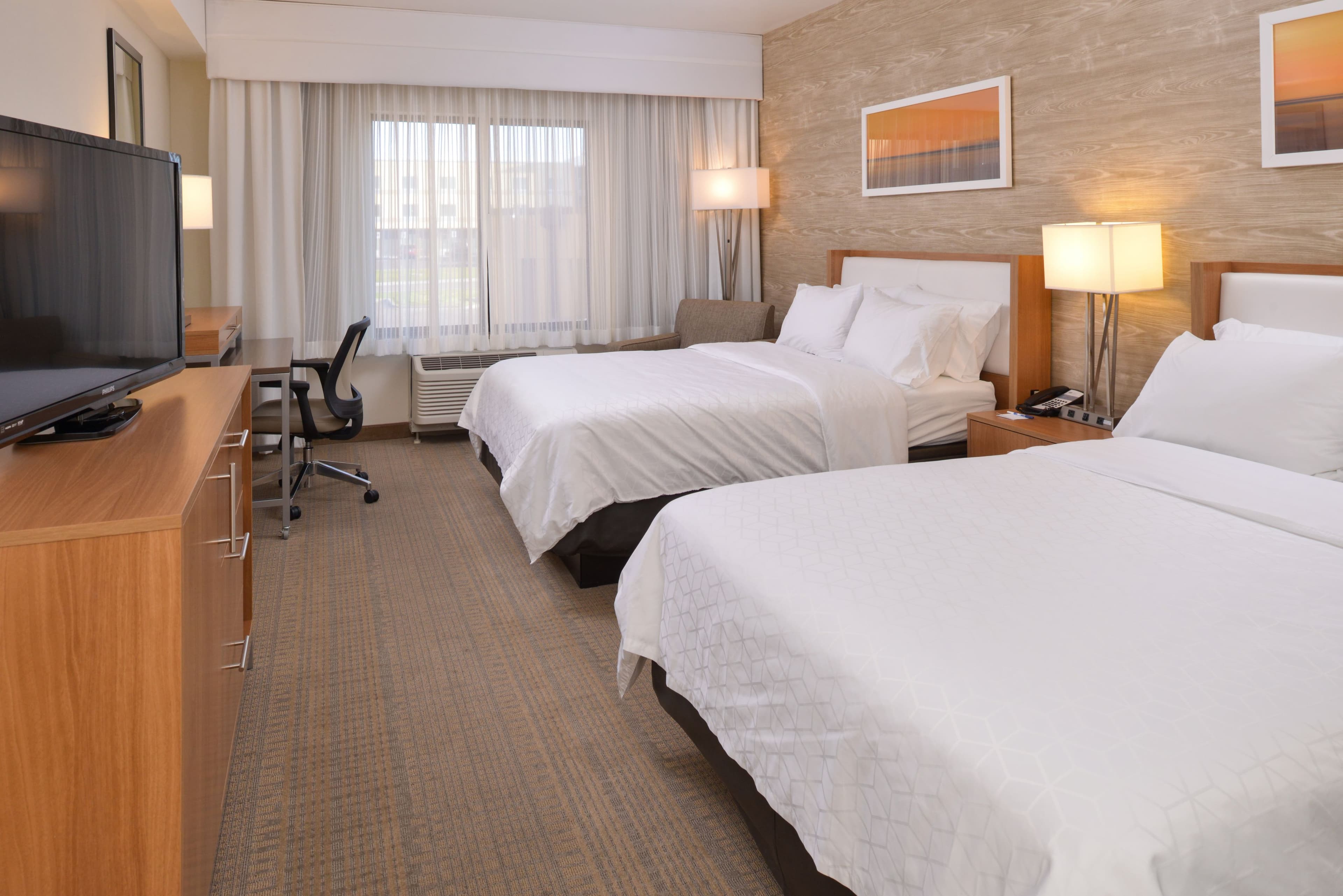 Holiday Inn Express & Suites Pocatello — 8