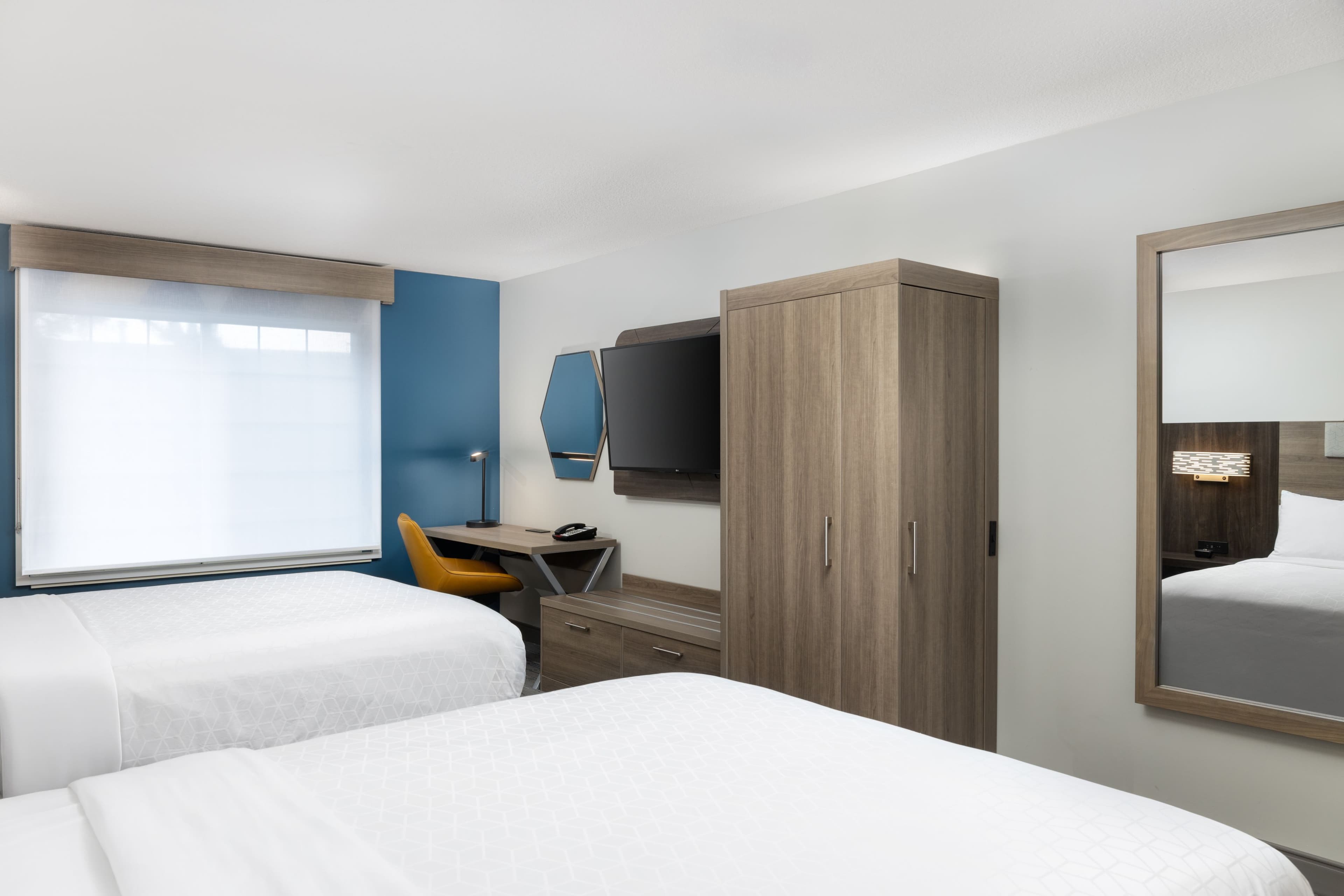 Holiday Inn Express & Suites Portland-Jantzen Beach — 96