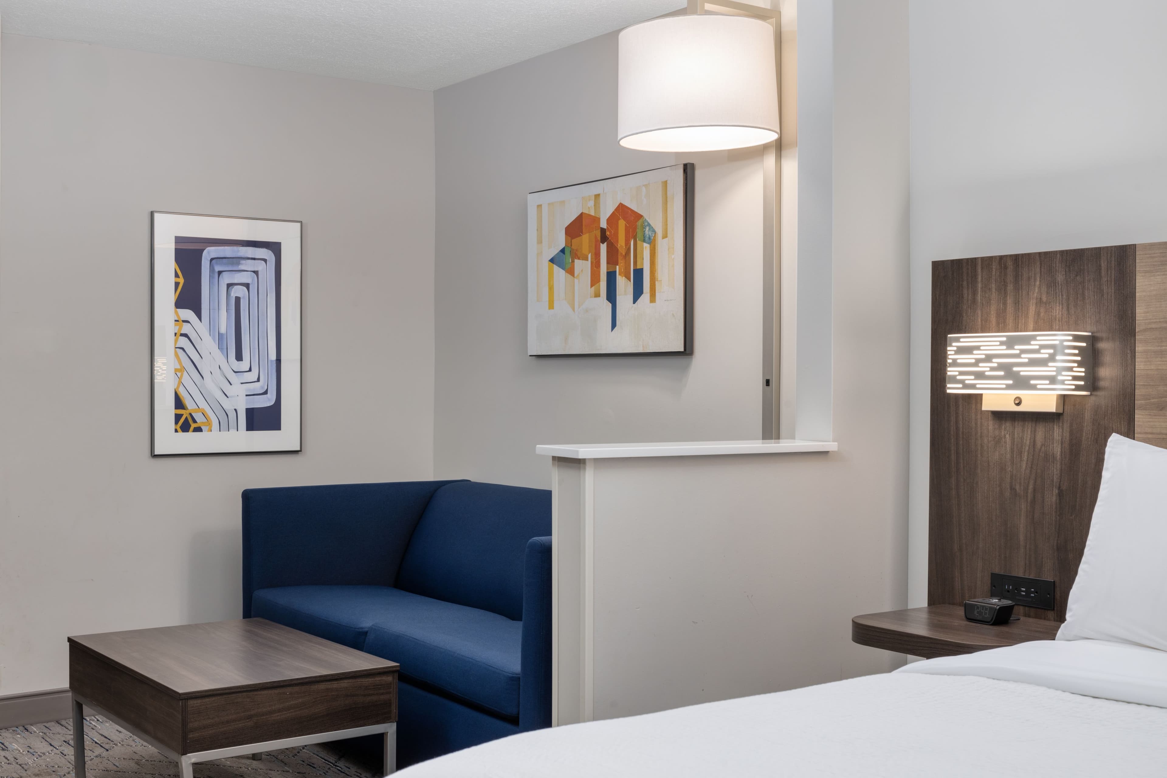 Holiday Inn Express & Suites Portland-Jantzen Beach — 78