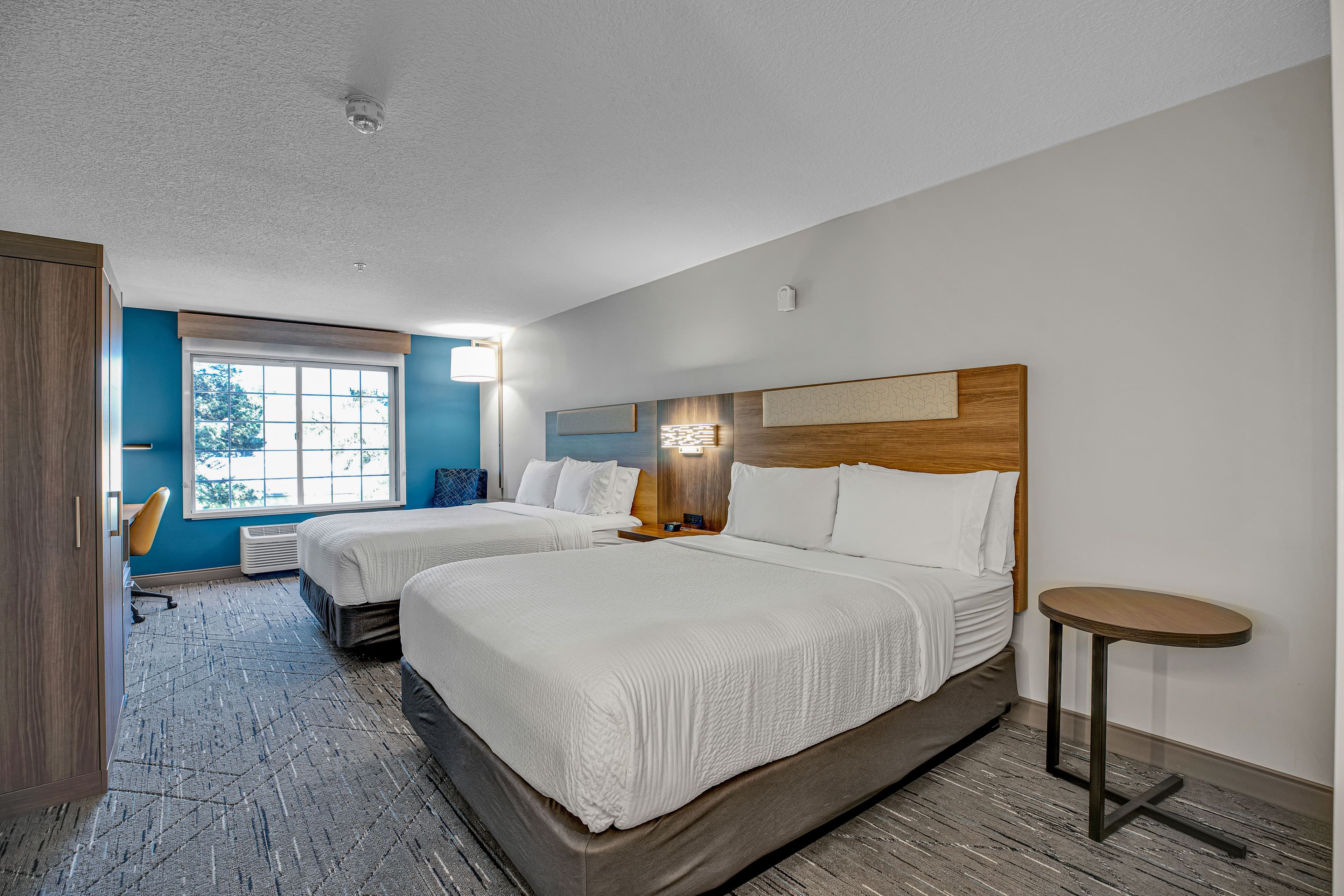 Holiday Inn Express & Suites Portland-Jantzen Beach — 106