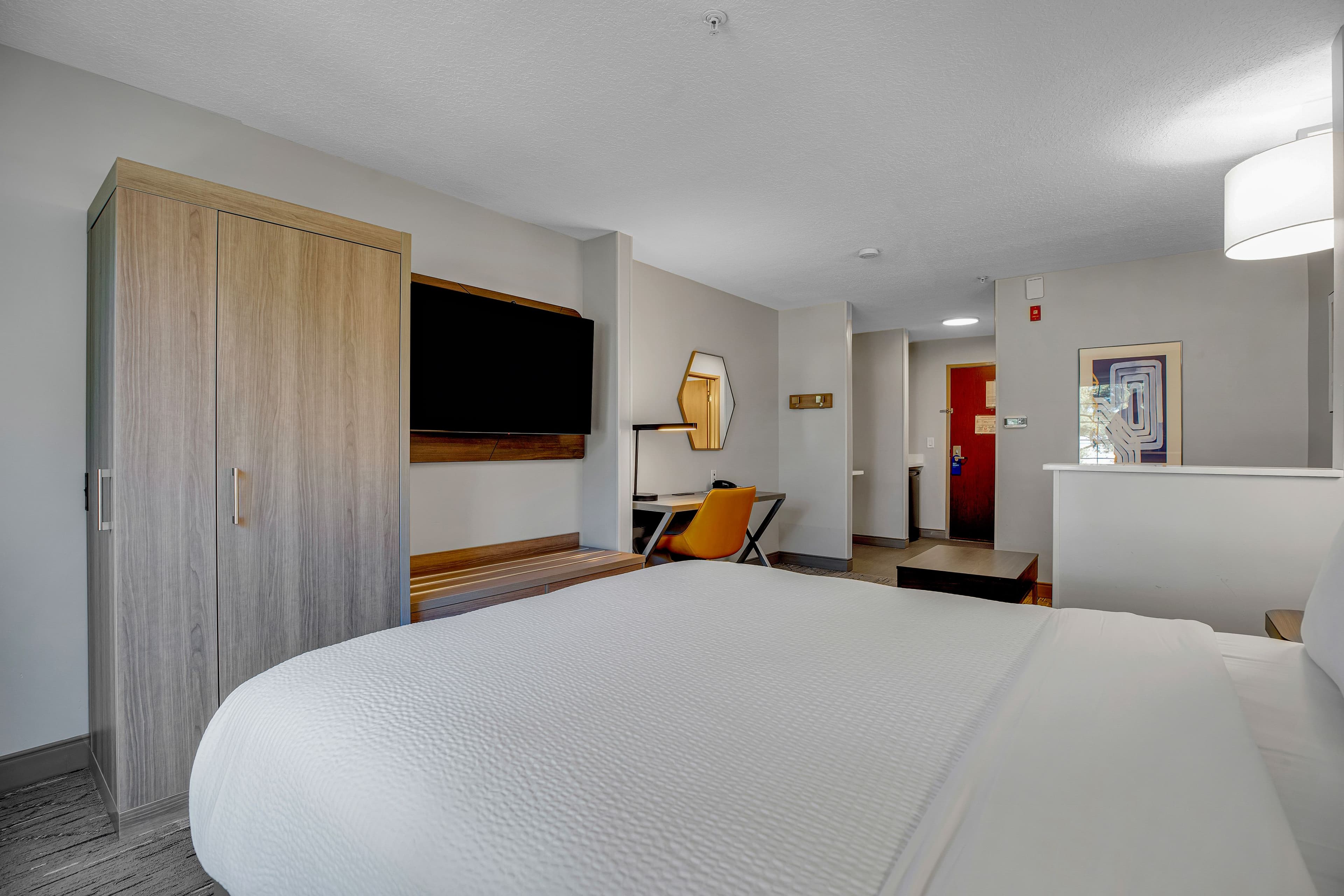 Holiday Inn Express & Suites Portland-Jantzen Beach — 34
