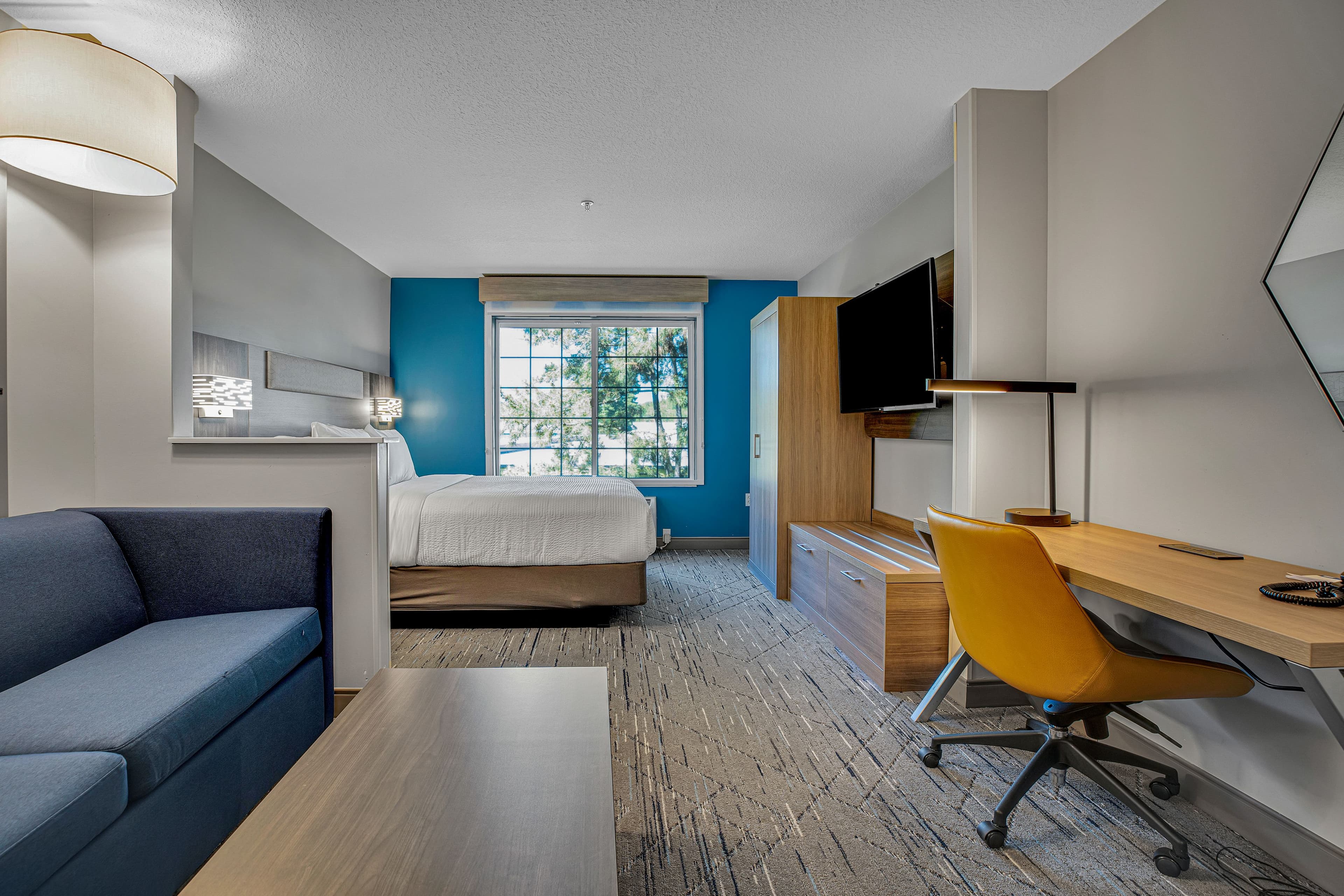 Holiday Inn Express & Suites Portland-Jantzen Beach — 27