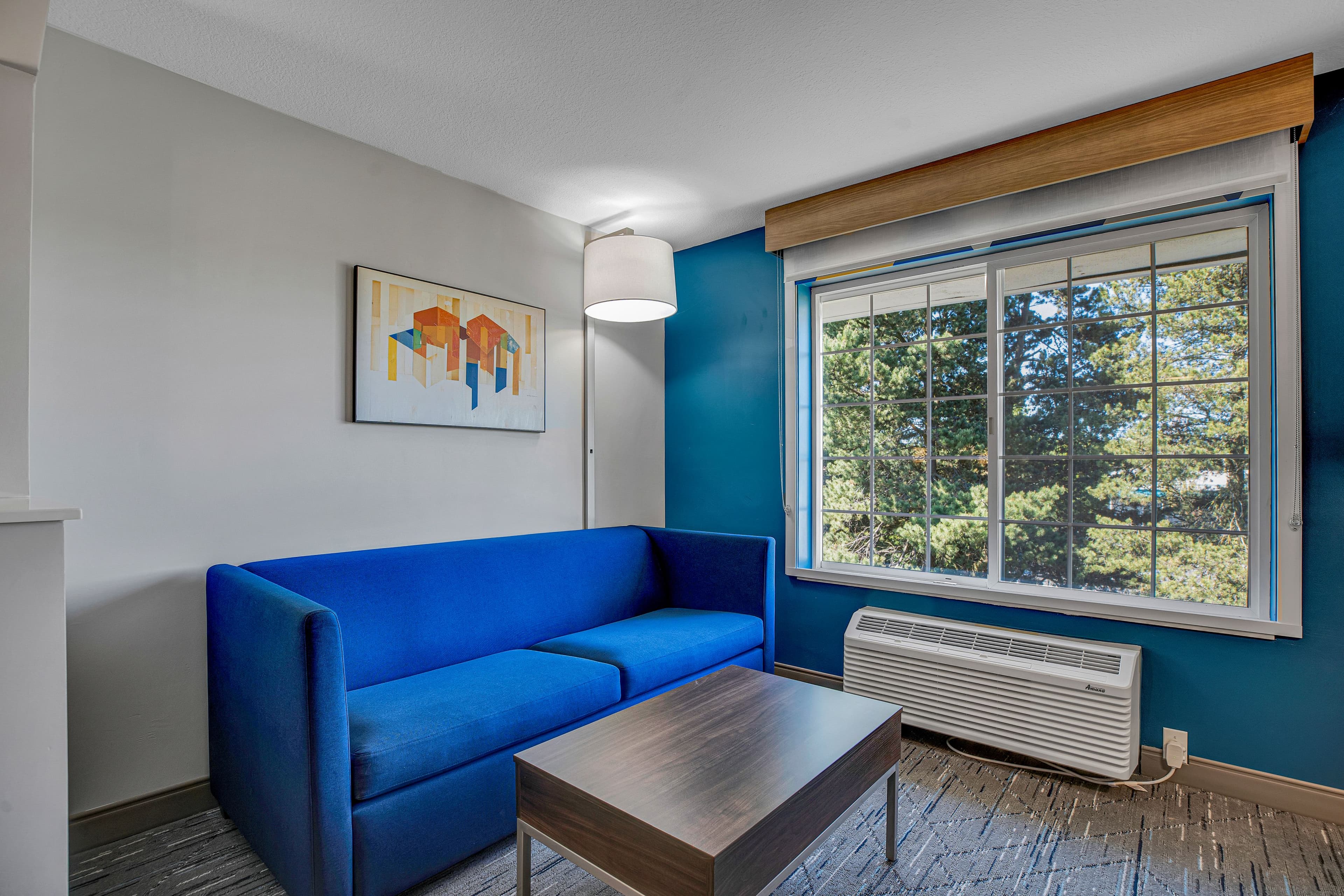 Holiday Inn Express & Suites Portland-Jantzen Beach — 37