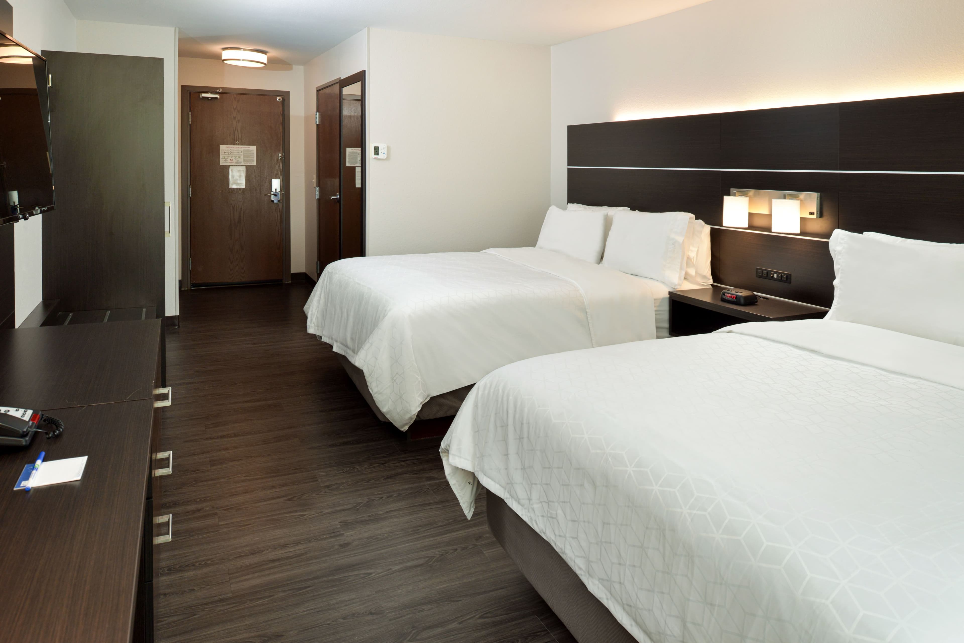 Holiday Inn Express & Suites Pueblo North — 15
